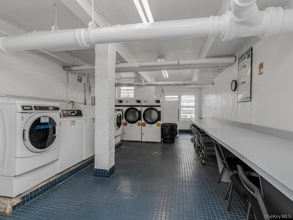 679 W 239th ST Unit: 3E thumbnail 13