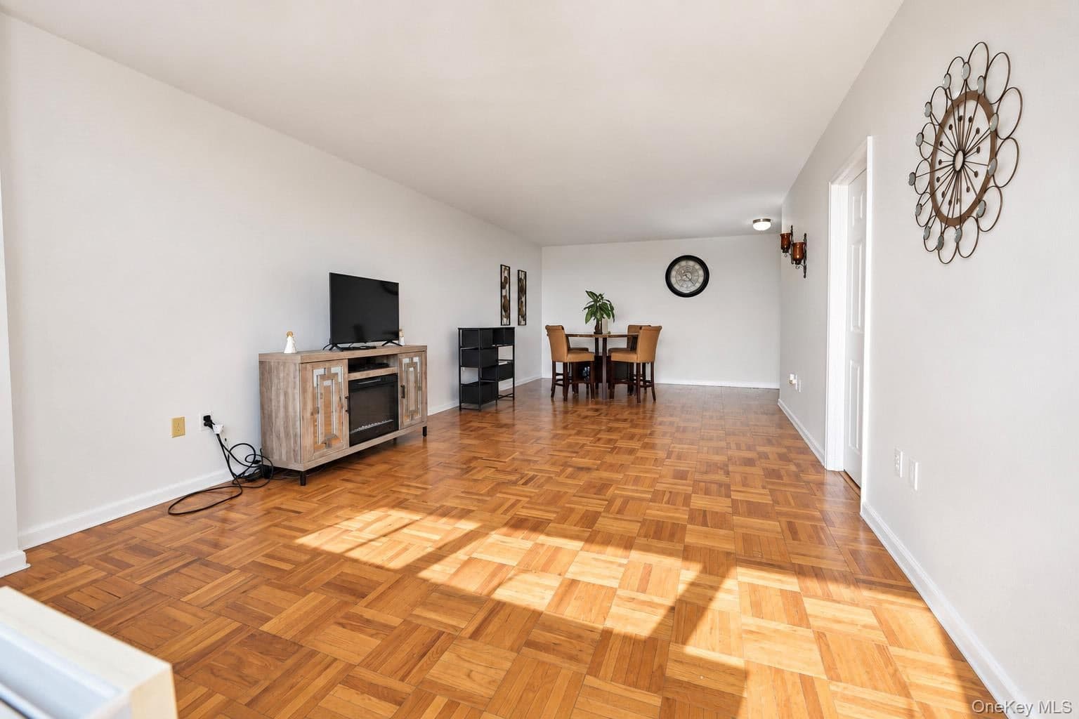 1841 Central Park Ave AVE Unit: 11F thumbnail 3
