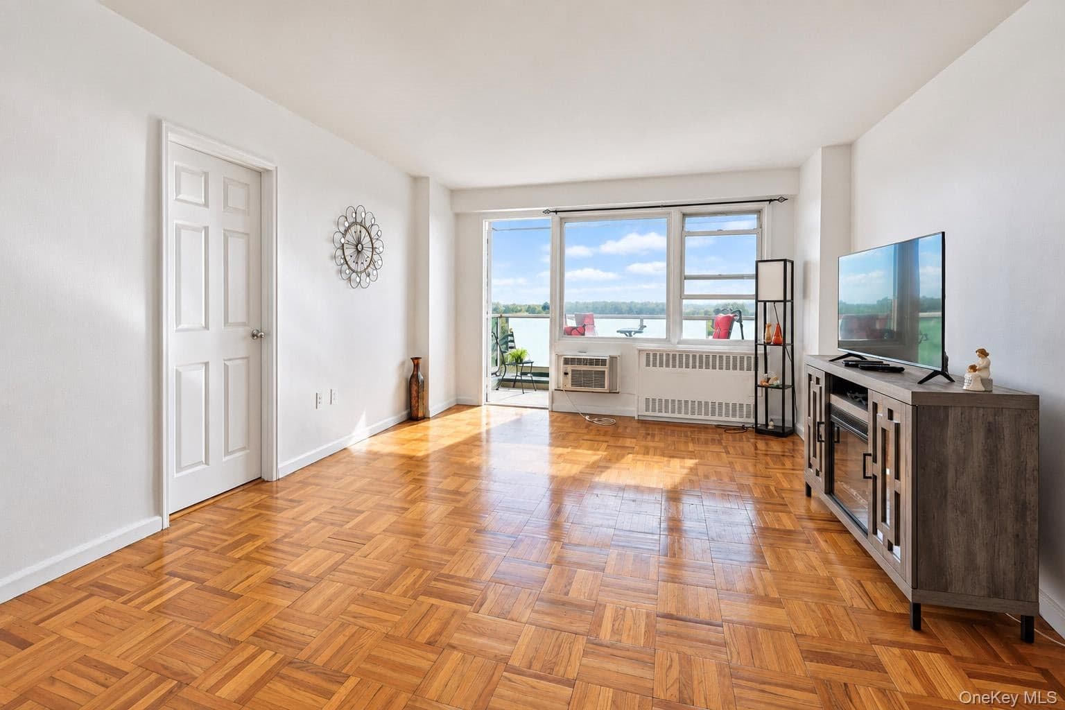 1841 Central Park Ave AVE Unit: 11F thumbnail 16
