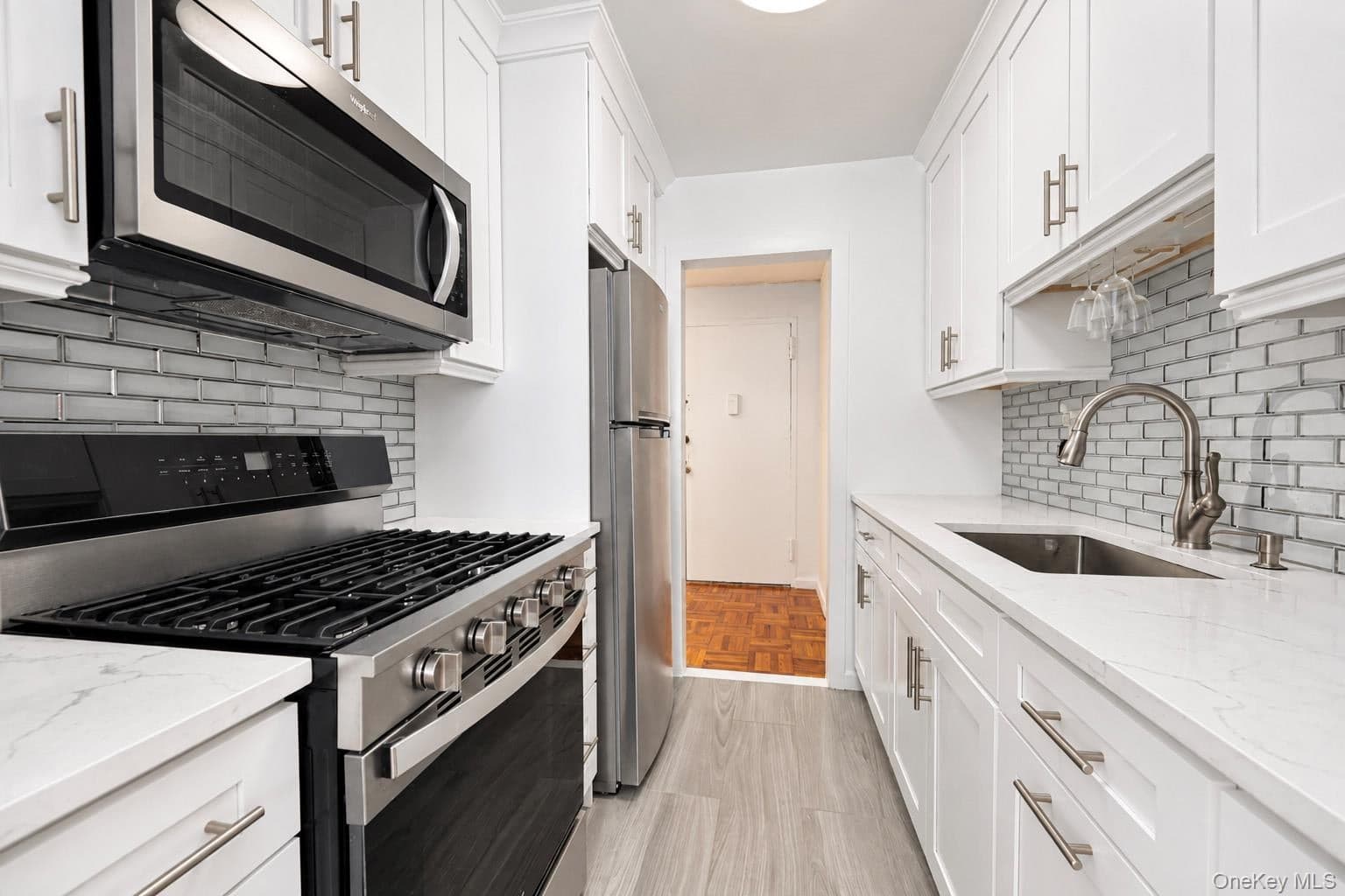 1841 Central Park Ave AVE Unit: 11F thumbnail 4
