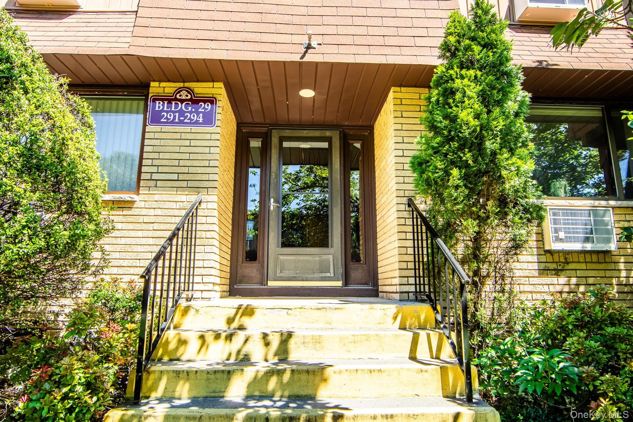 292 Richard Court Unit: 292 thumbnail 3
