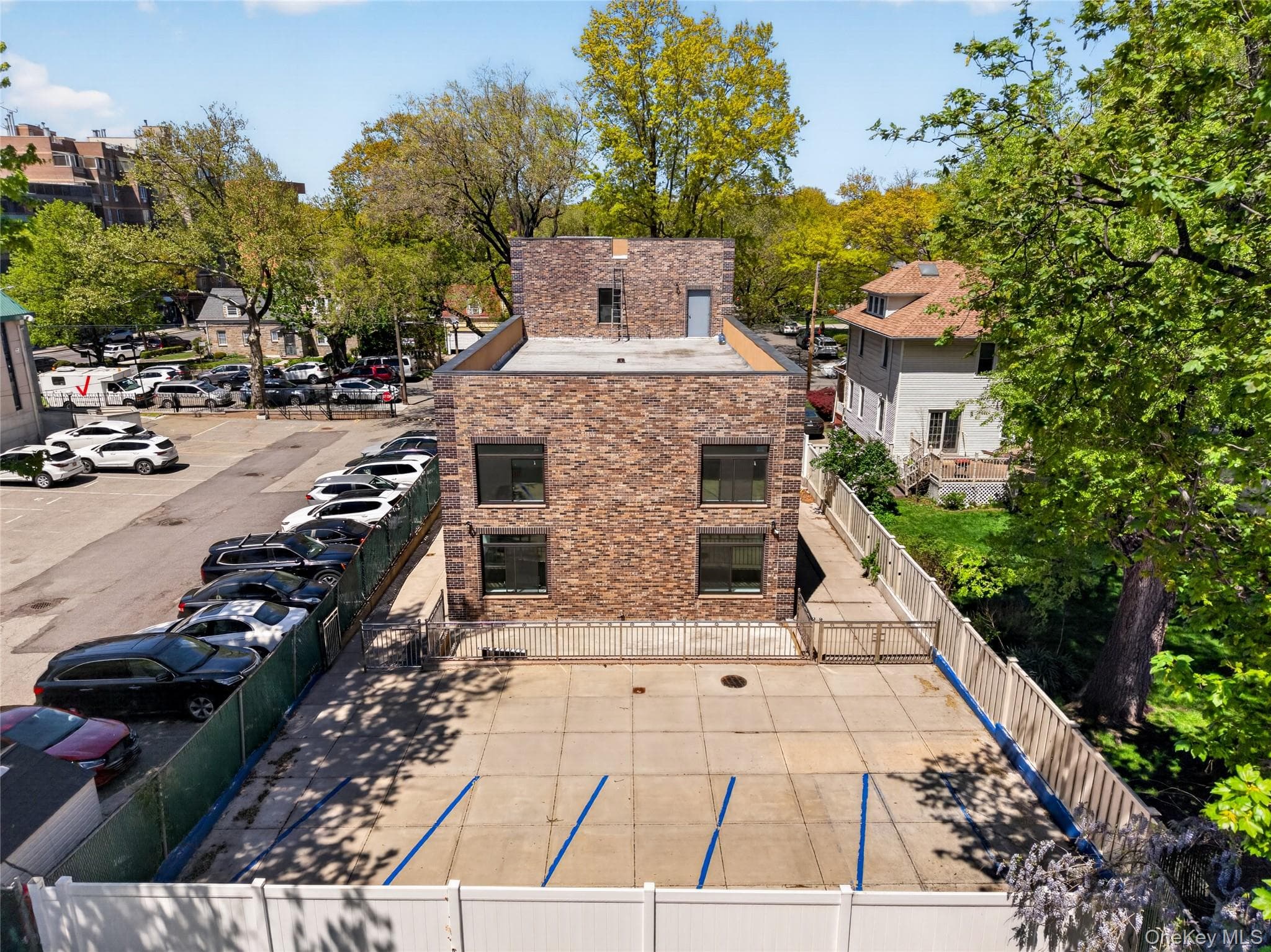 142-18 32 Avenue thumbnail 25