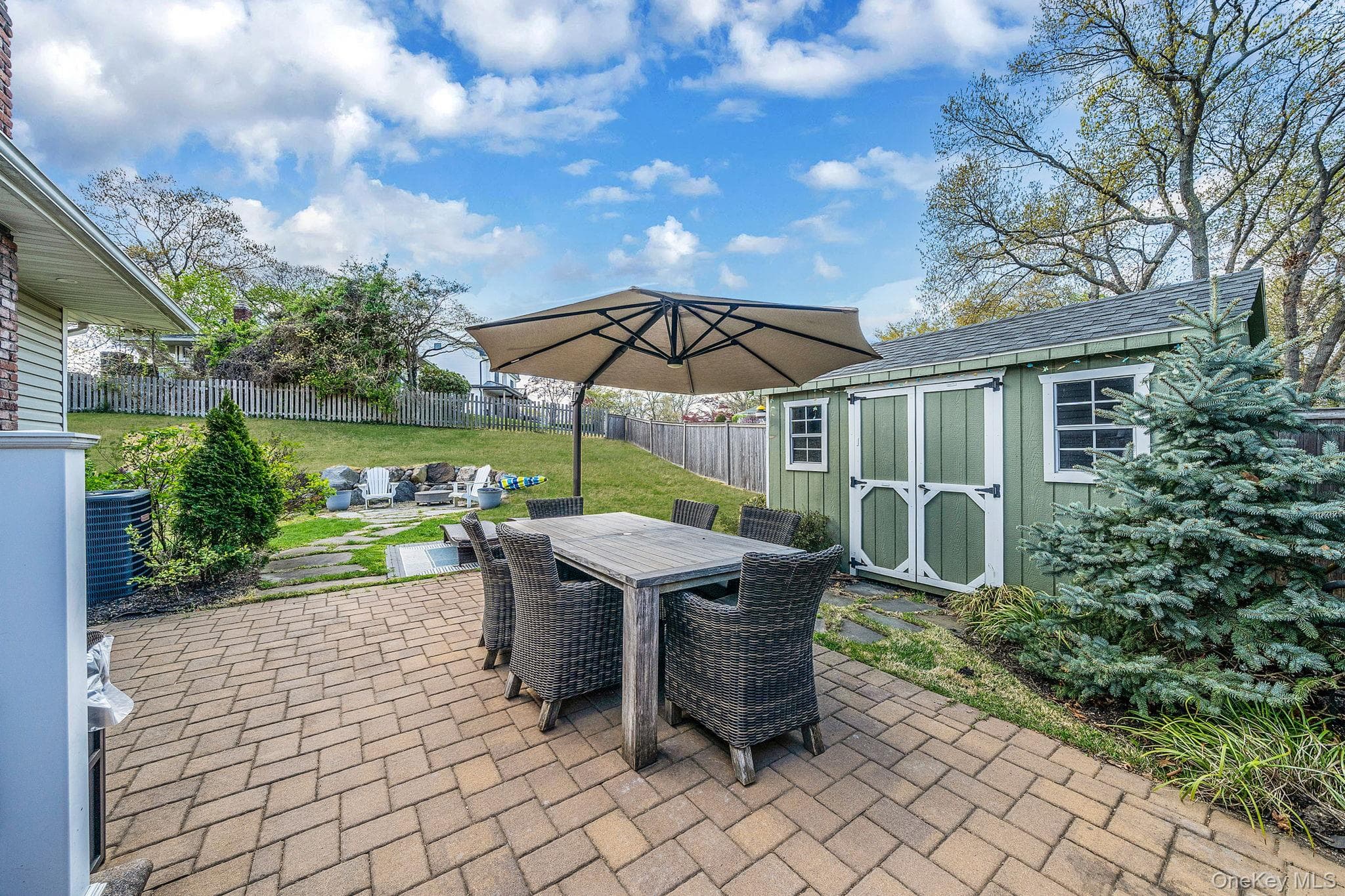 296 Moriches Road thumbnail 37