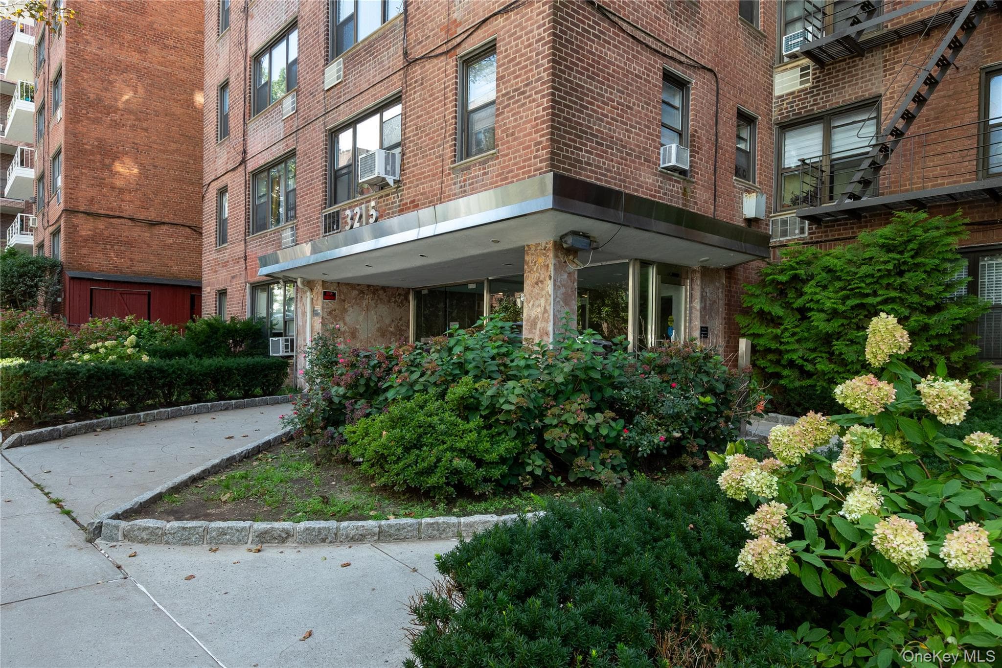 3215 Arlington Avenue Unit: 1G thumbnail 10