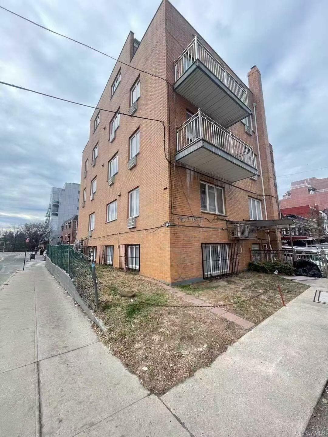 4351 Byrd Street thumbnail 2