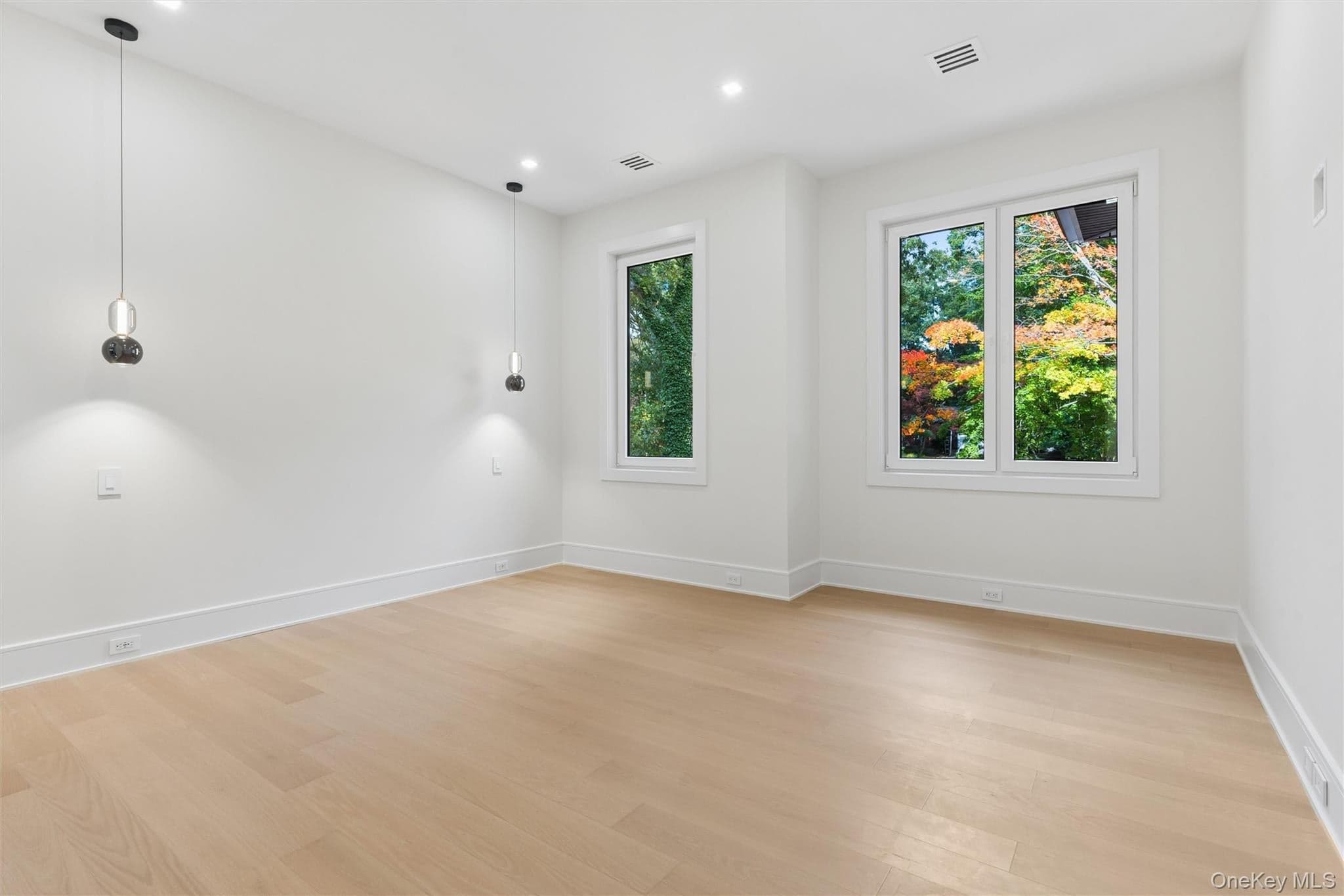 10 Beaumont Drive thumbnail 29