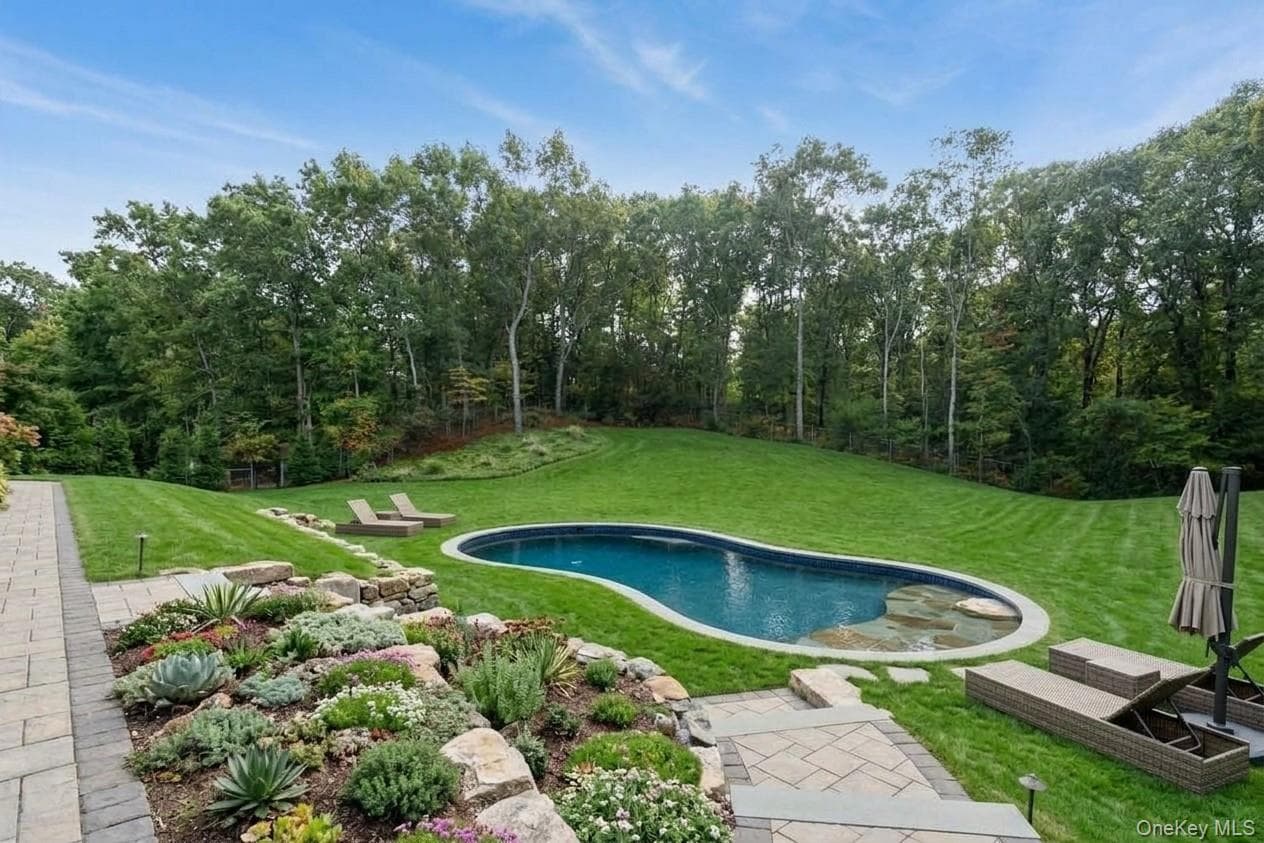 10 Beaumont Drive thumbnail 44