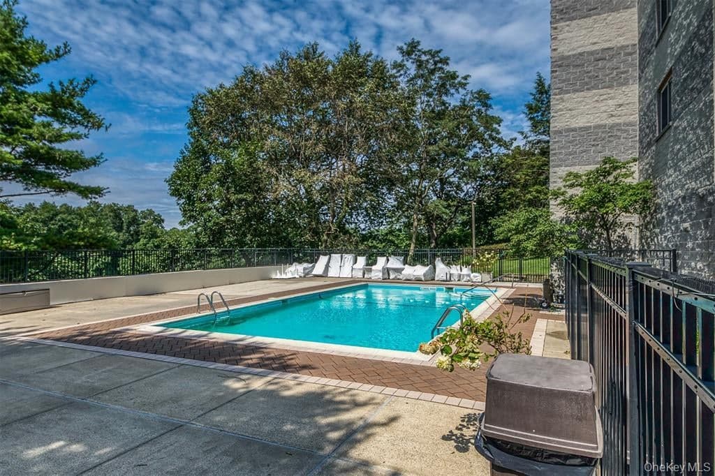 703 Pelham Road Unit: 513 thumbnail 14