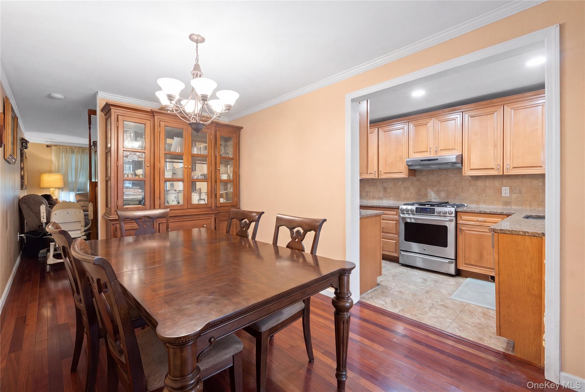 548 Bolton Avenue thumbnail 8