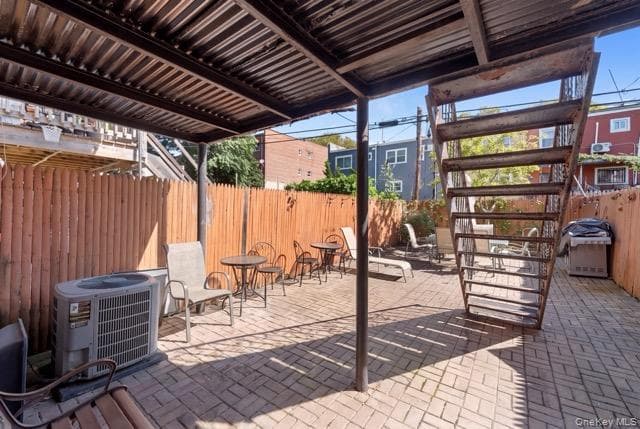 548 Bolton Avenue thumbnail 22