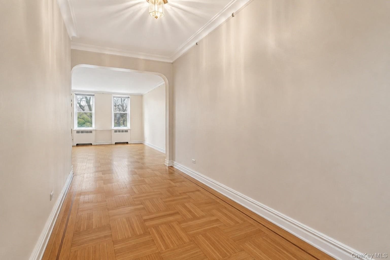 601 Pelham Parkway Unit: 106 thumbnail 2