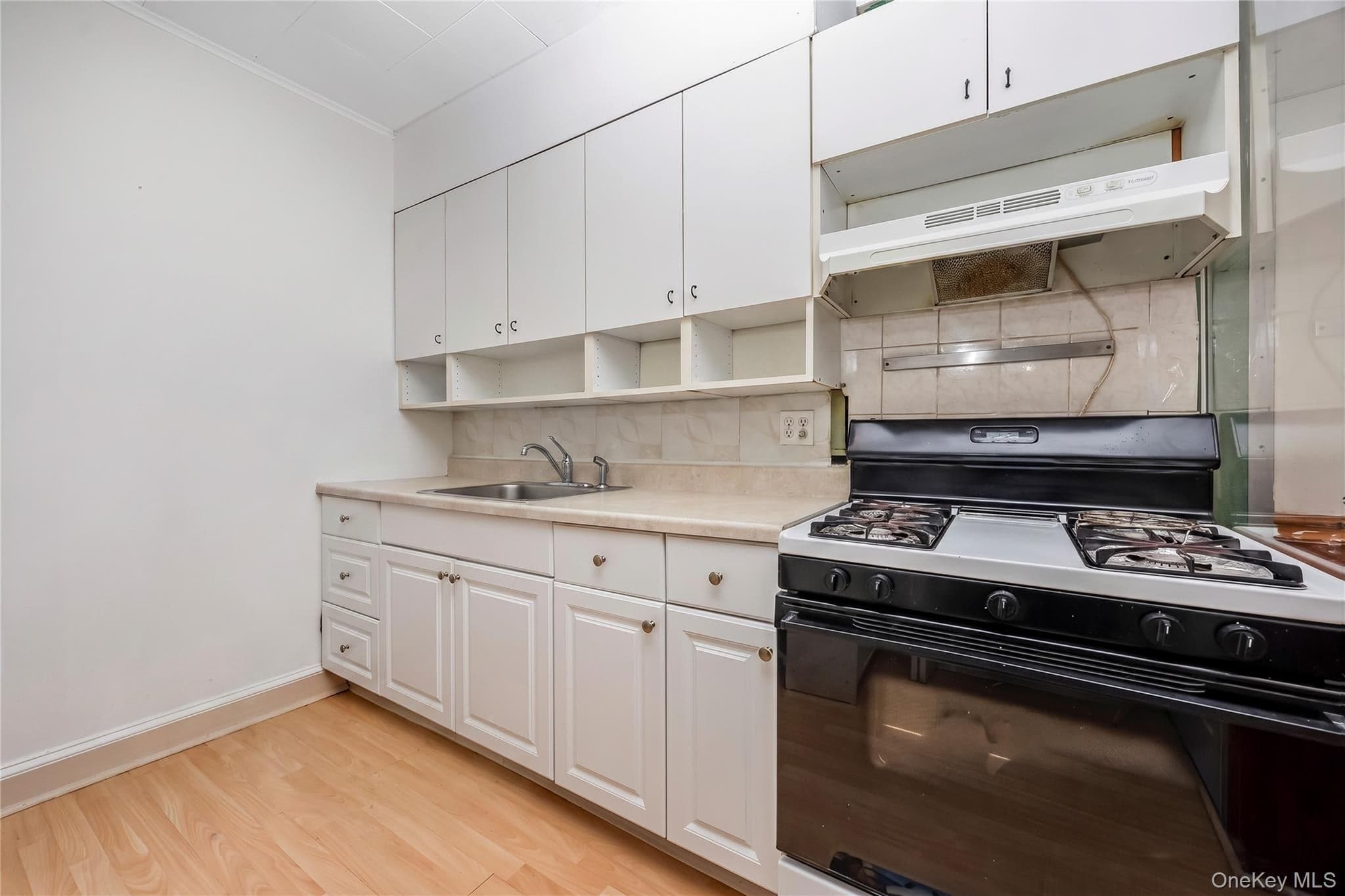7905 Pitkin Avenue thumbnail 7