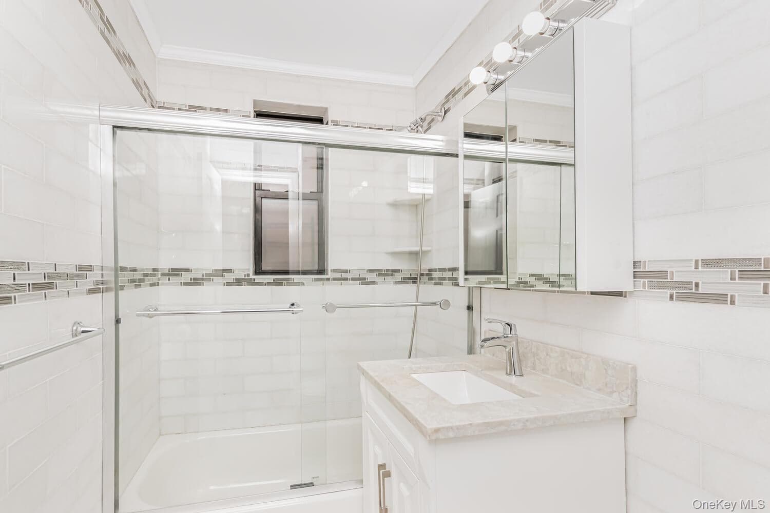 4315 Webster Avenue Unit: 1J thumbnail 6