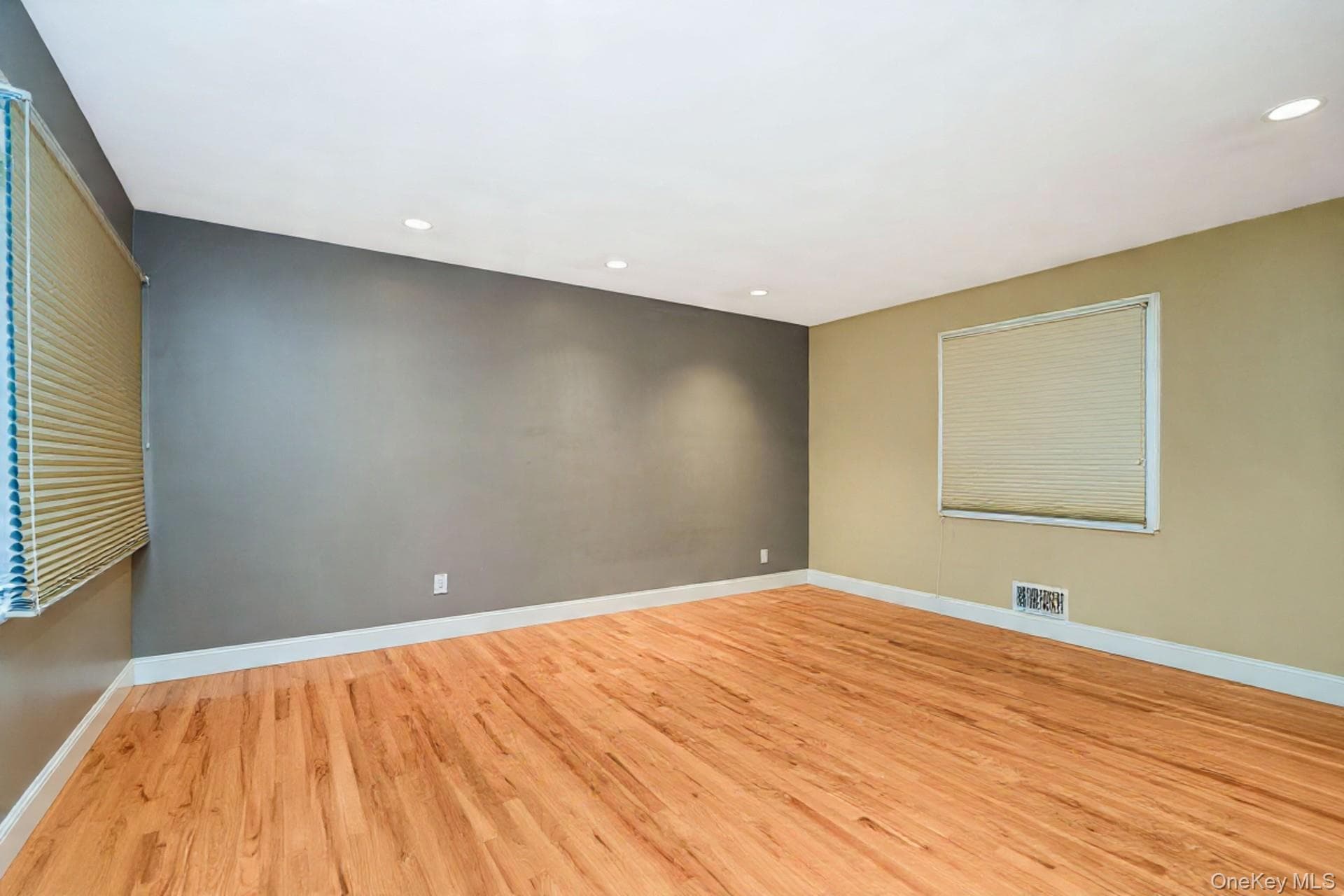 18 Emerson Avenue thumbnail 10