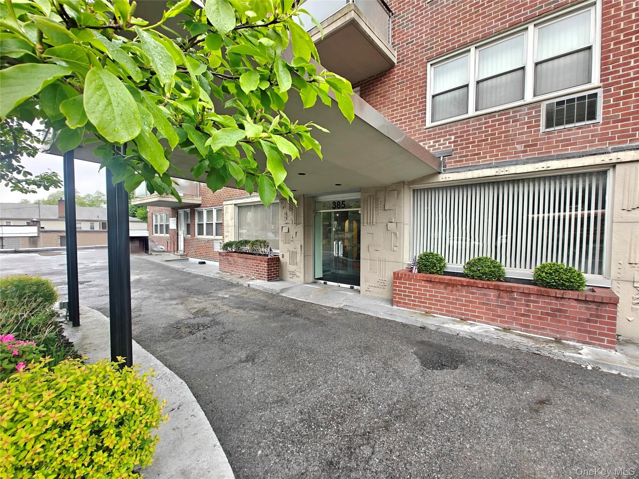 385 Mclean Avenue Unit: 8D thumbnail 2
