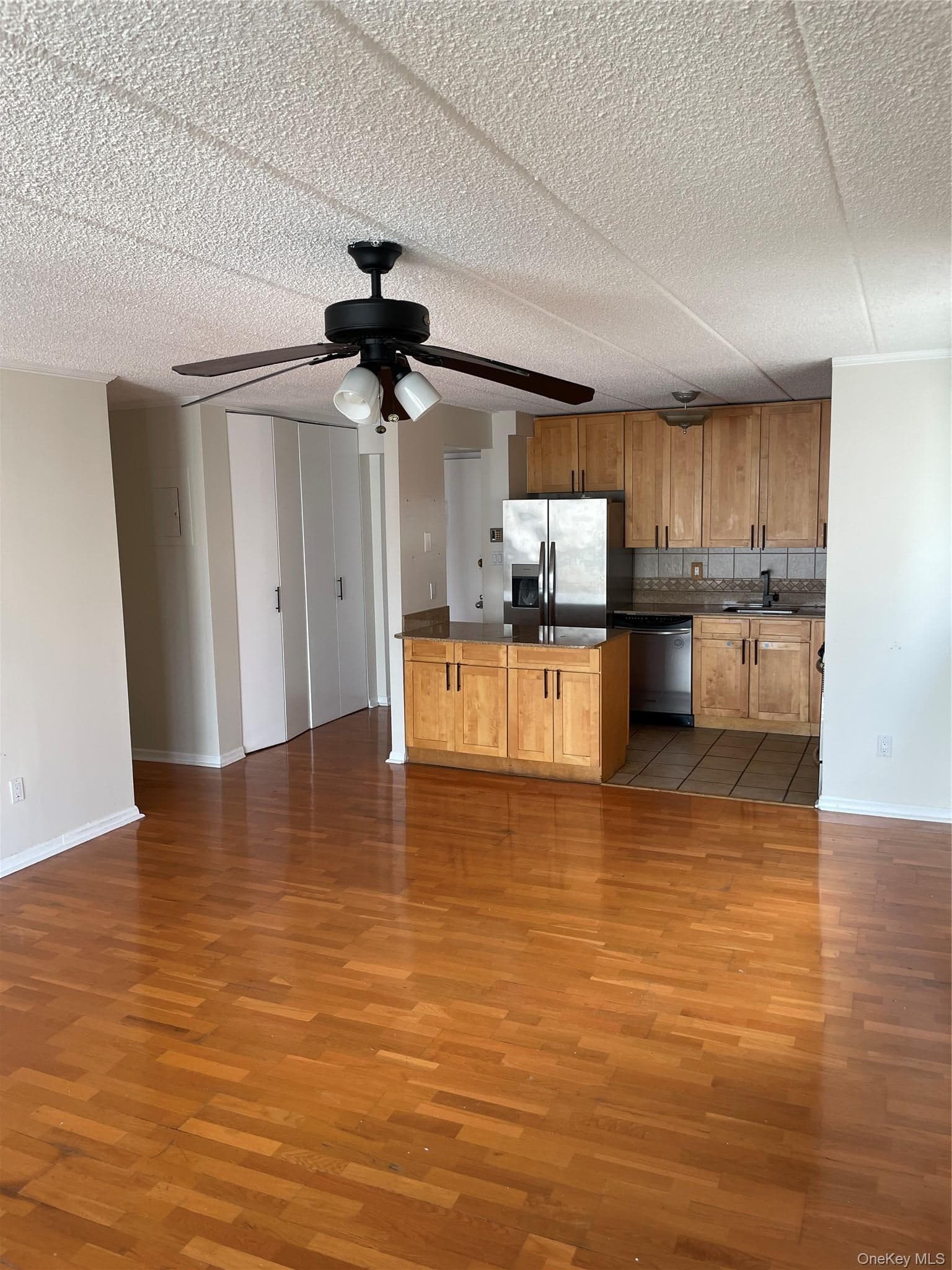 3220 Fairfield Avenue Unit: 6D thumbnail 10