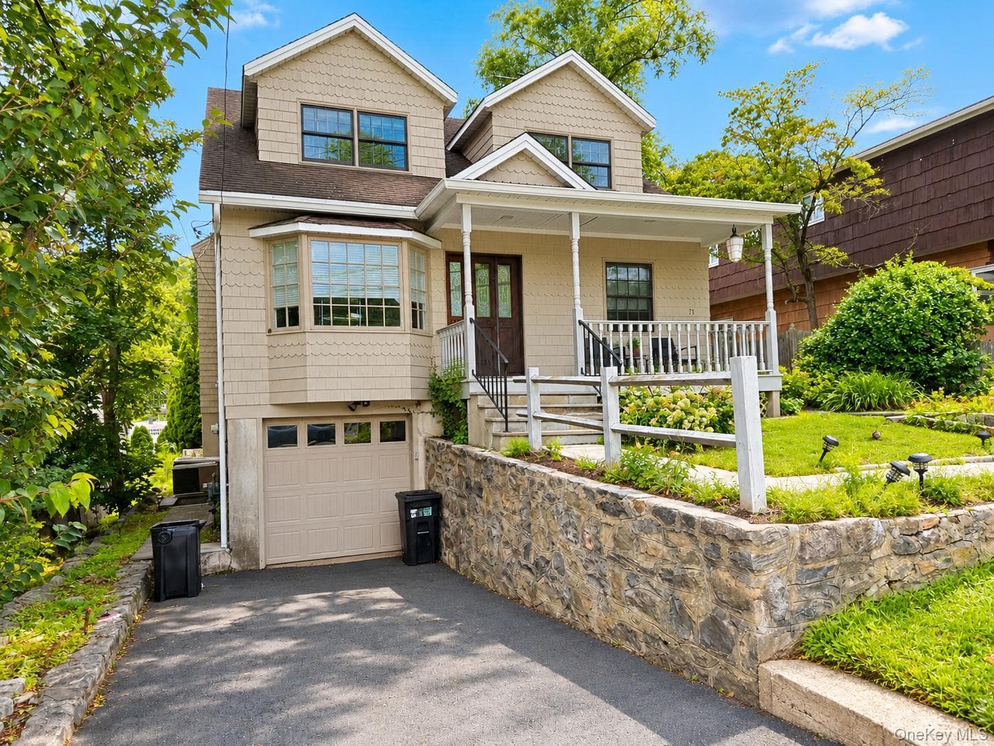 71 Northfield Avenue thumbnail 2