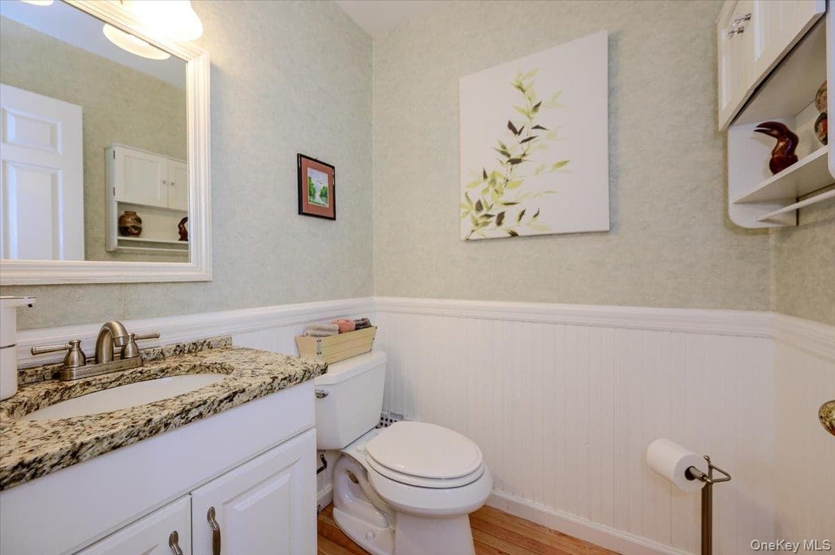 302 Beechwood Lane thumbnail 14