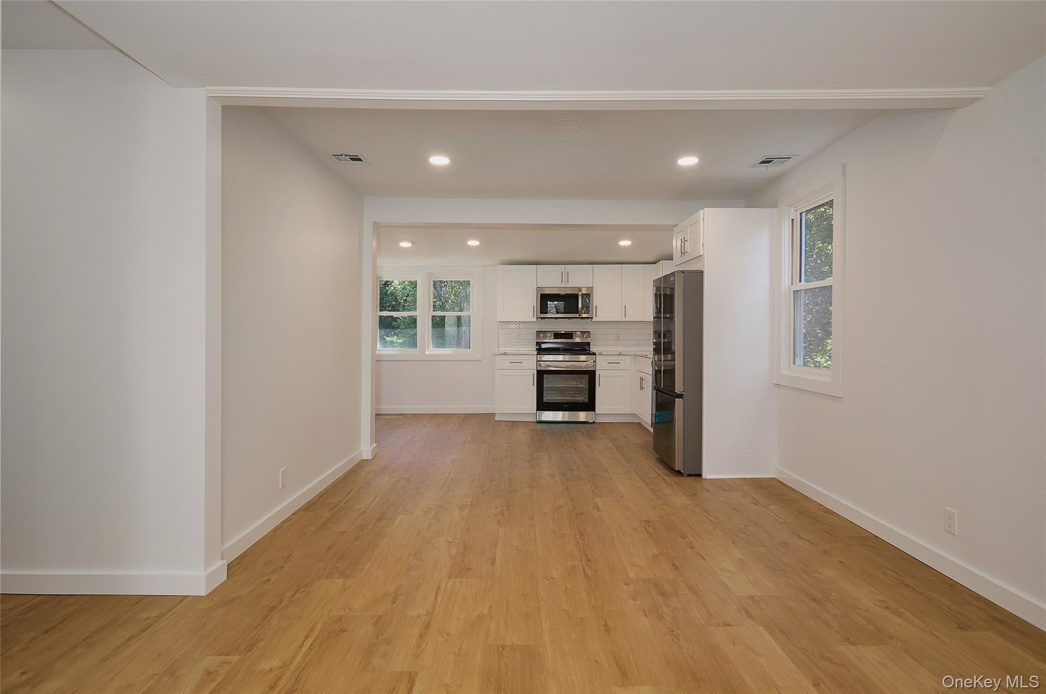28 Brewster Drive thumbnail 8