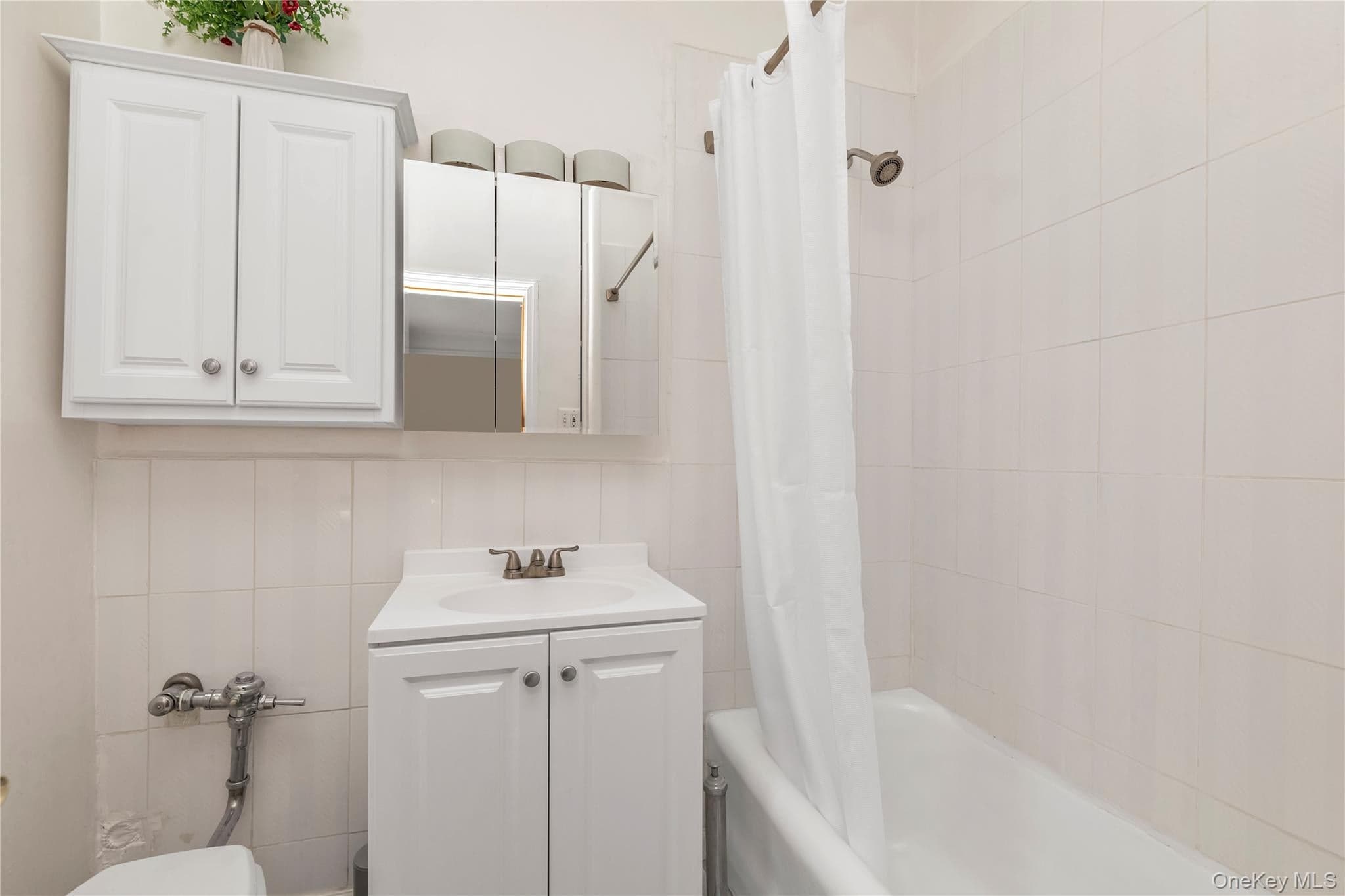 160-15 Powells Cove Boulevard Unit: A1 thumbnail 7