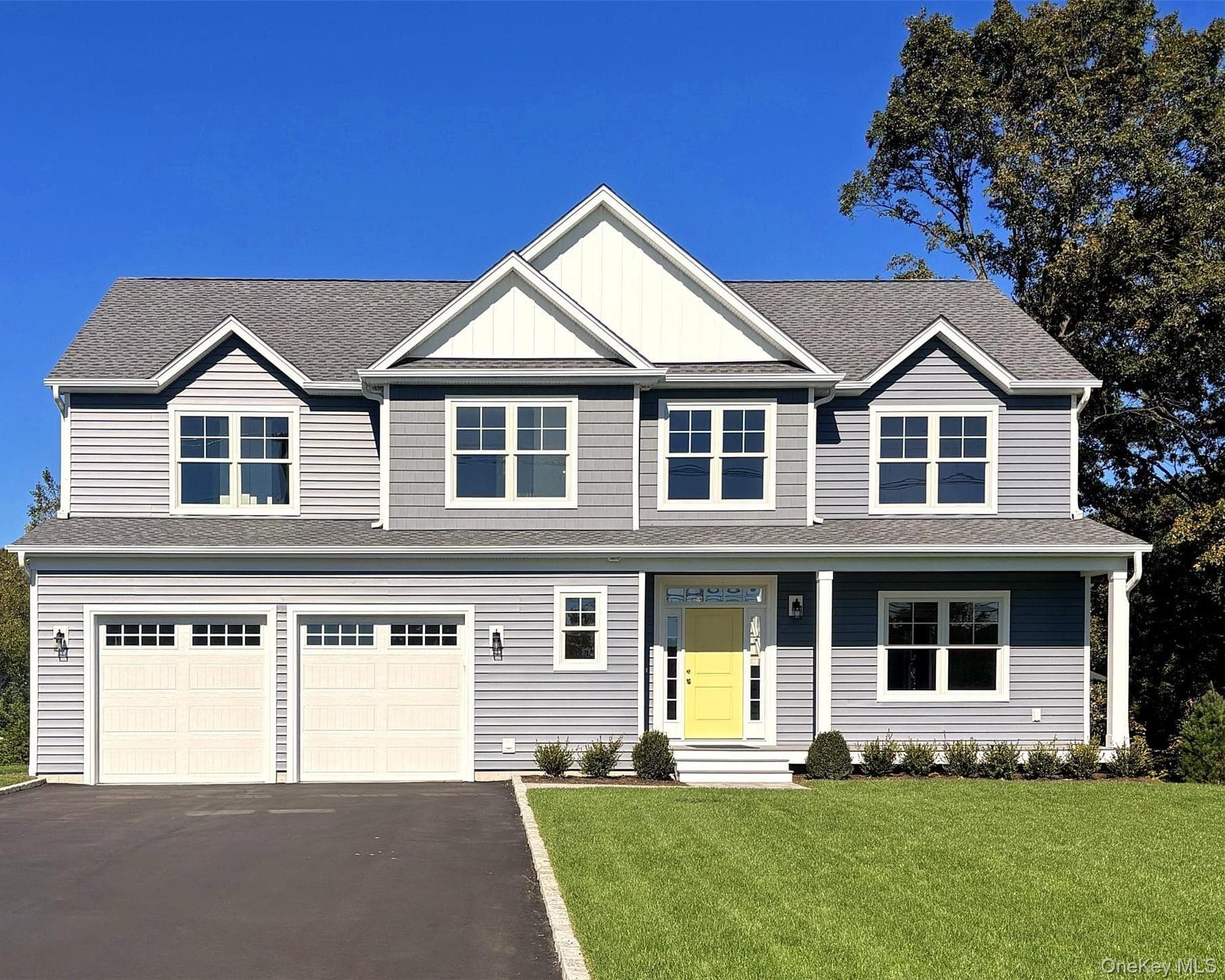 471 Clay Pitts Road, East Northport