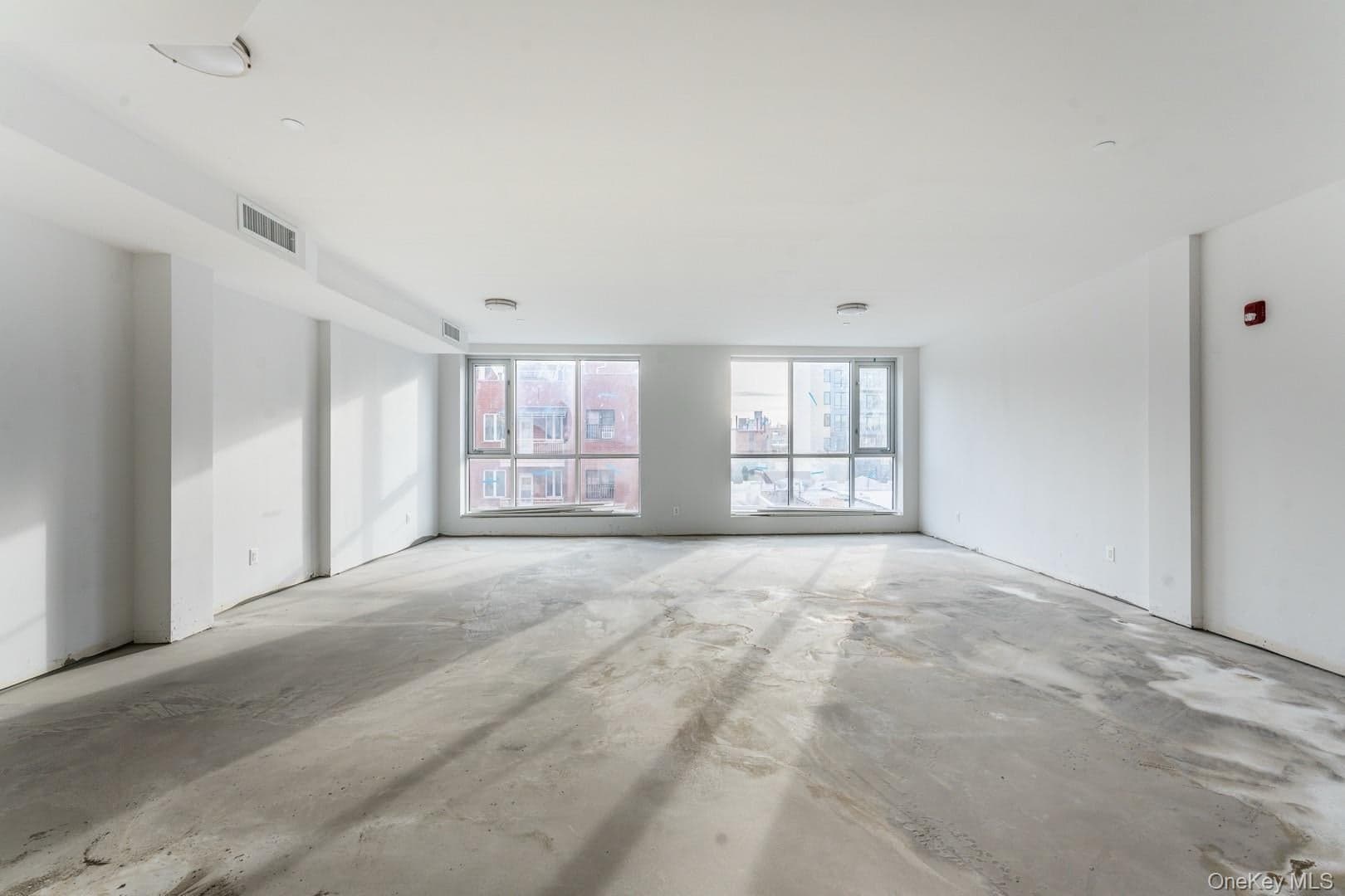 828 57th Street Unit: 4 thumbnail 2