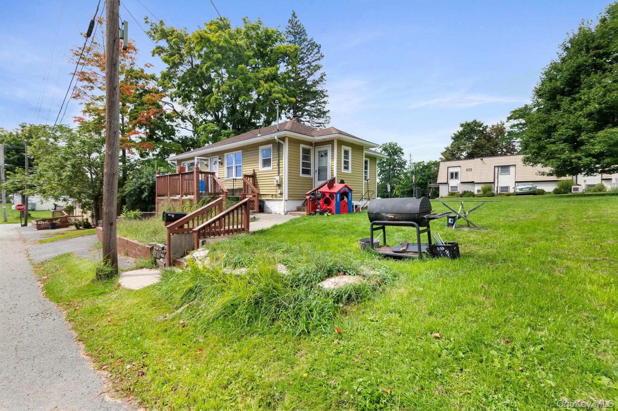 5 Roosa Avenue thumbnail 2