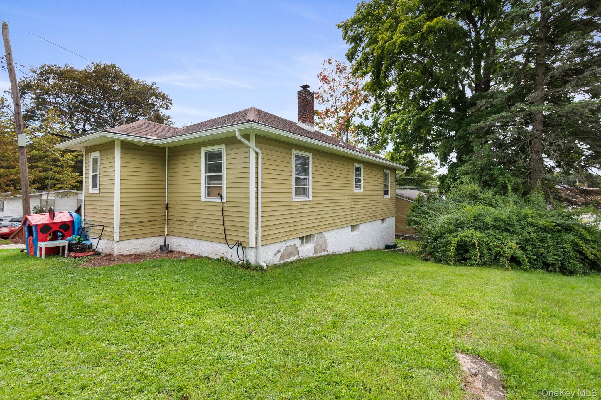 5 Roosa Avenue thumbnail 13