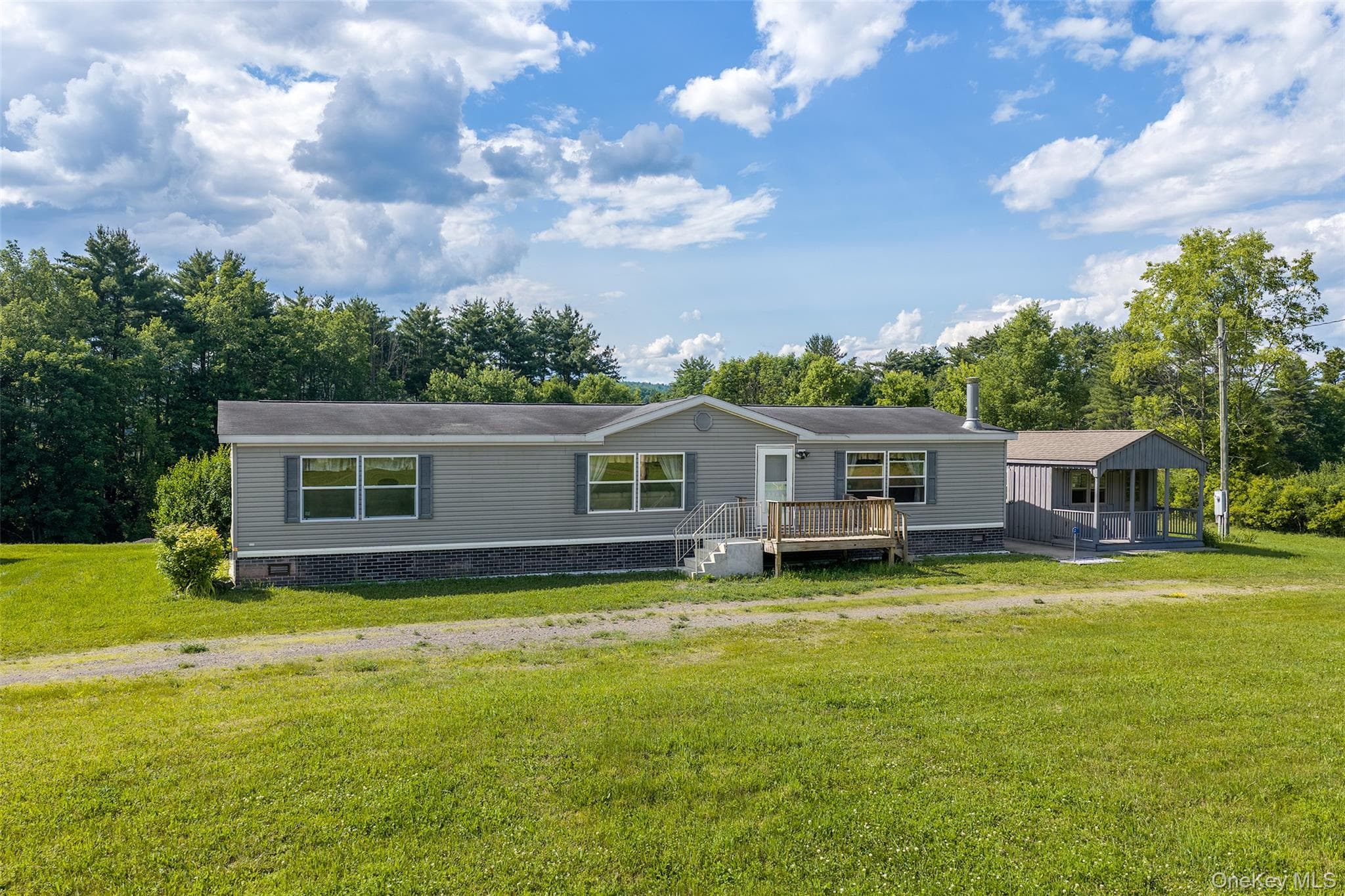 1045 Covered Bridge Road thumbnail 9