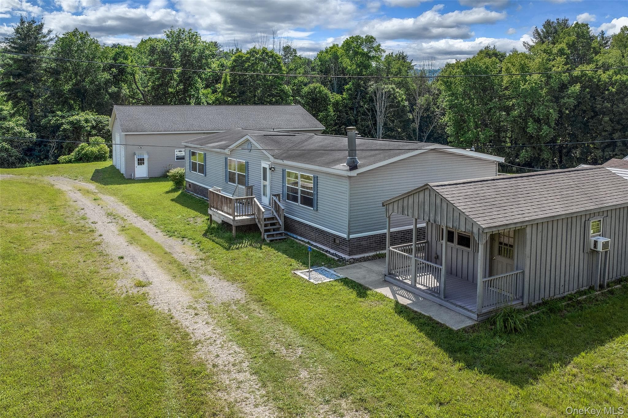 1045 Covered Bridge Road thumbnail 11