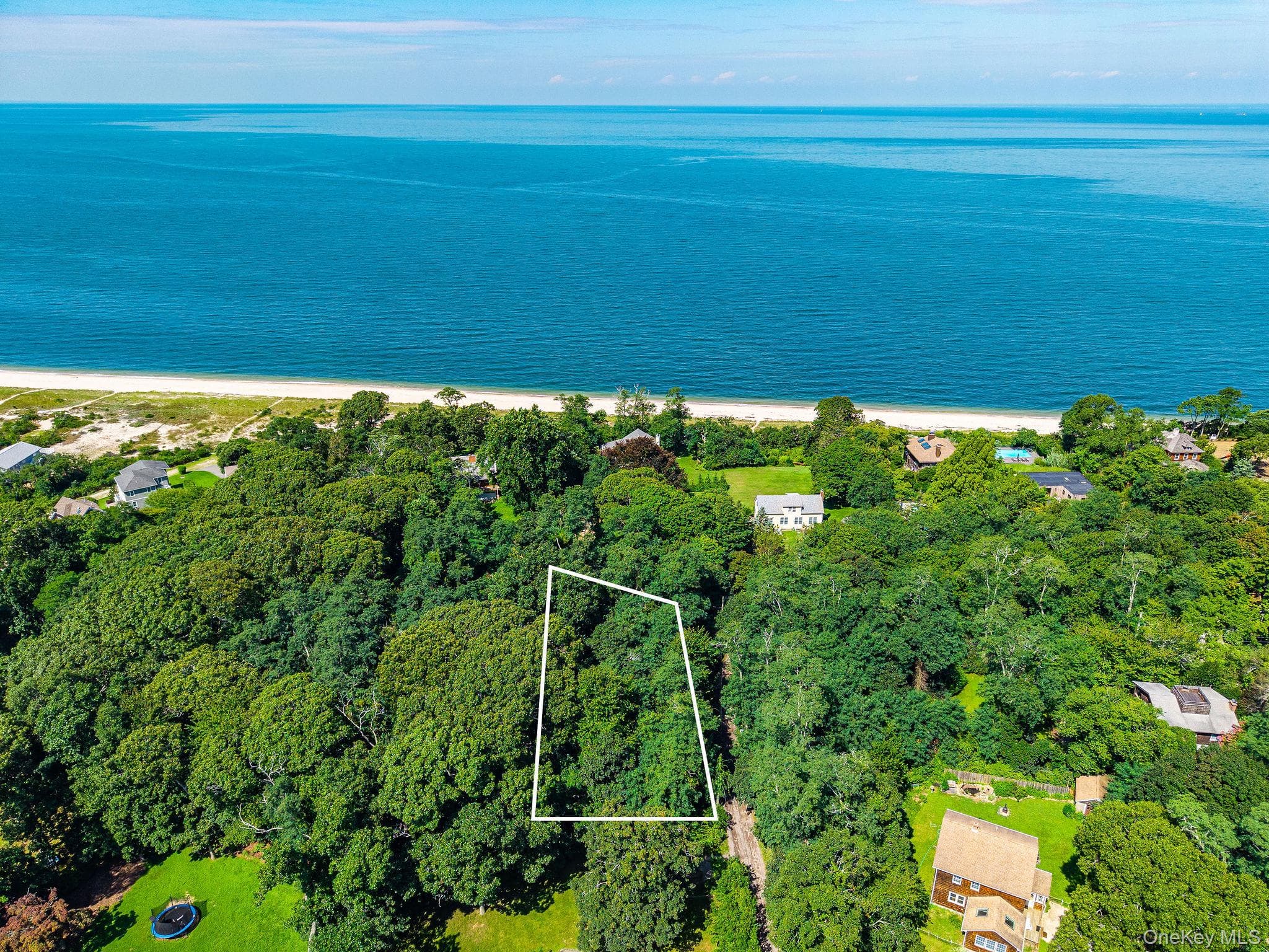 2560 Hyatt Road, Southold