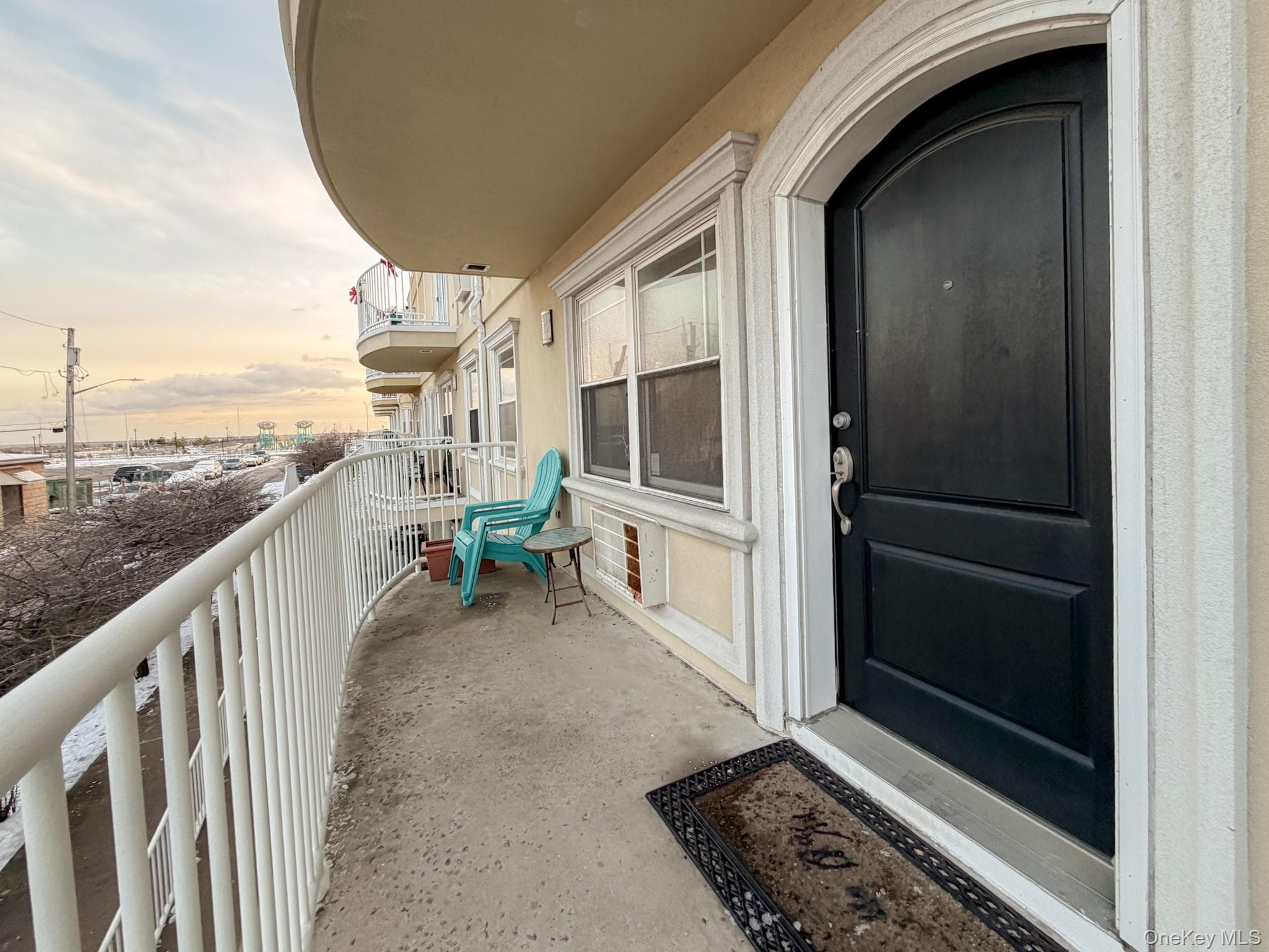 183 Beach 100th Street Unit: 6B thumbnail 3