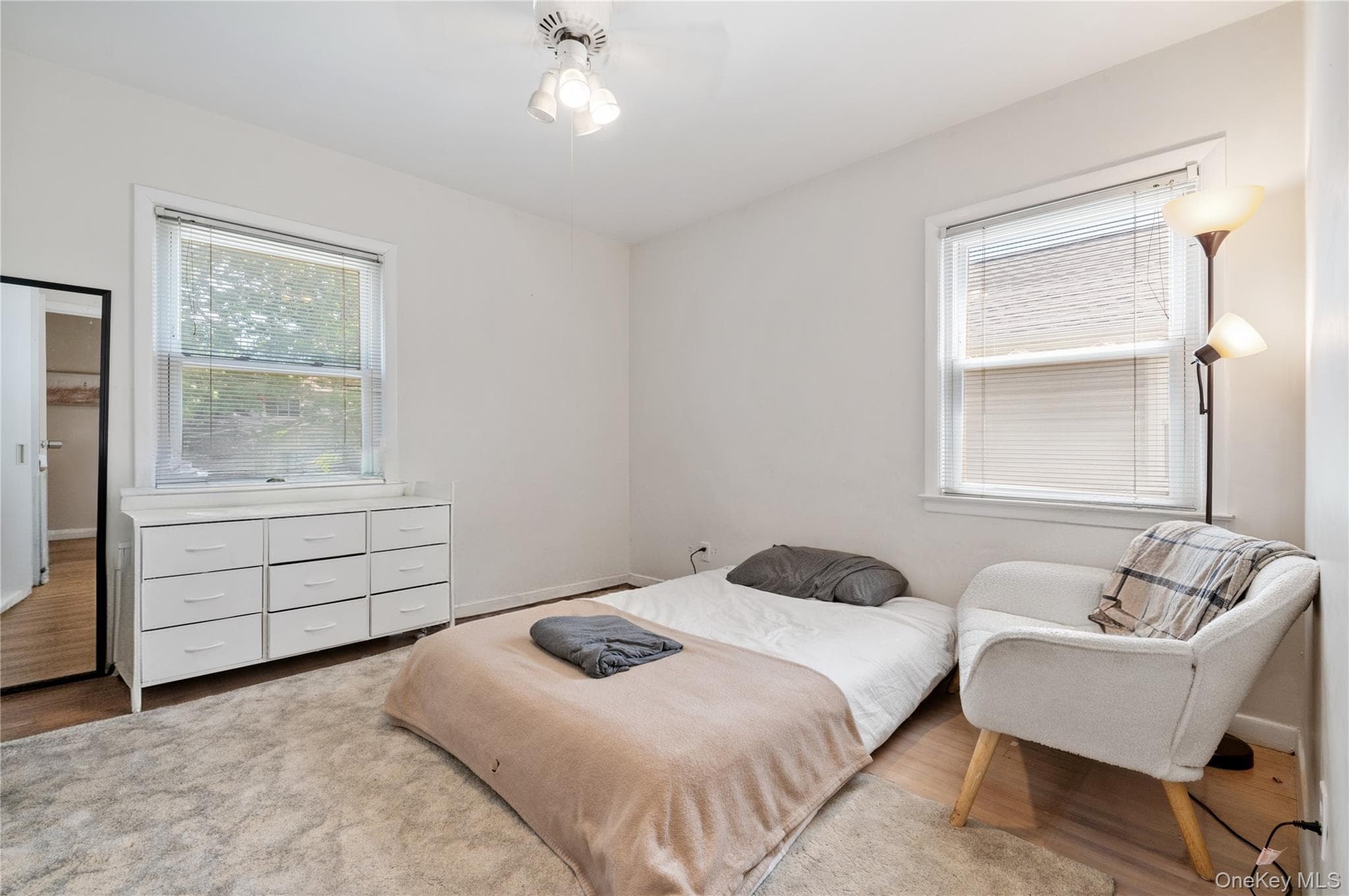 842 Fiske Street thumbnail 19