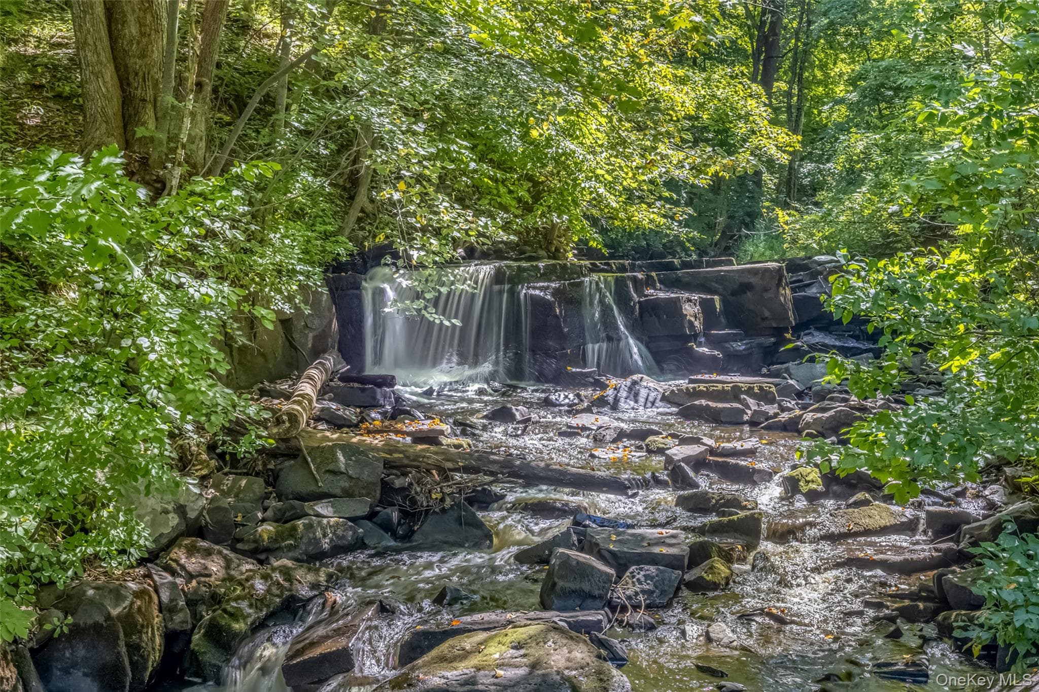 15 Old Mill Road thumbnail 5