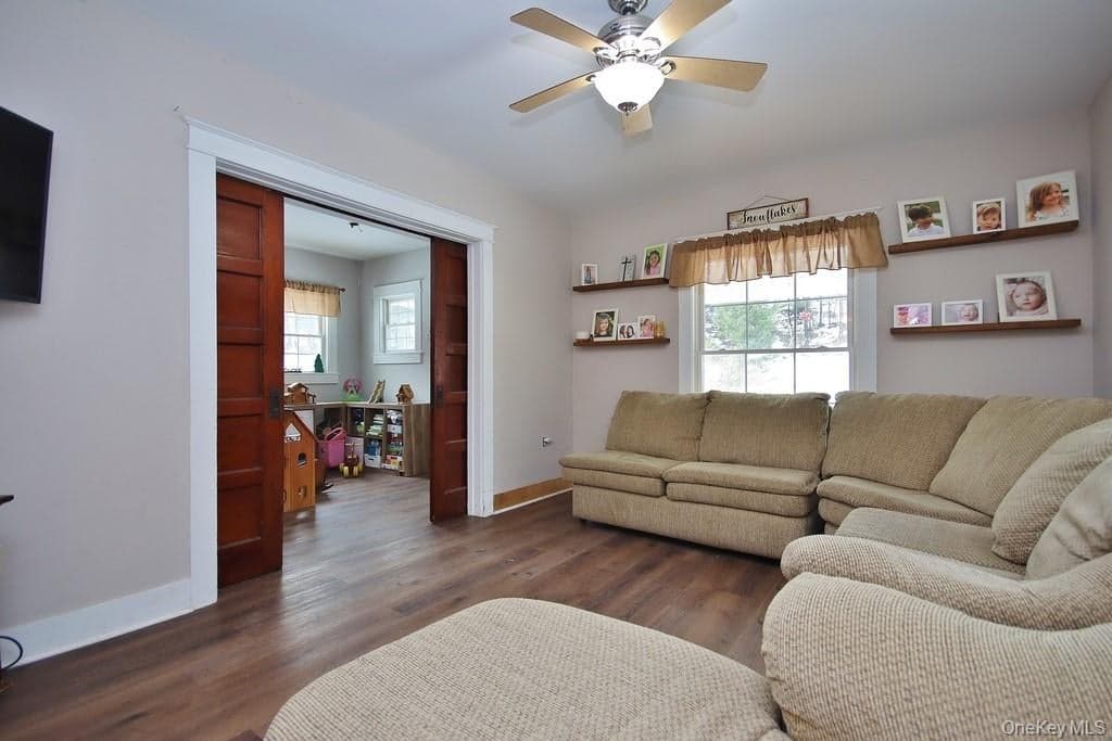 53 Yorktown Road thumbnail 16