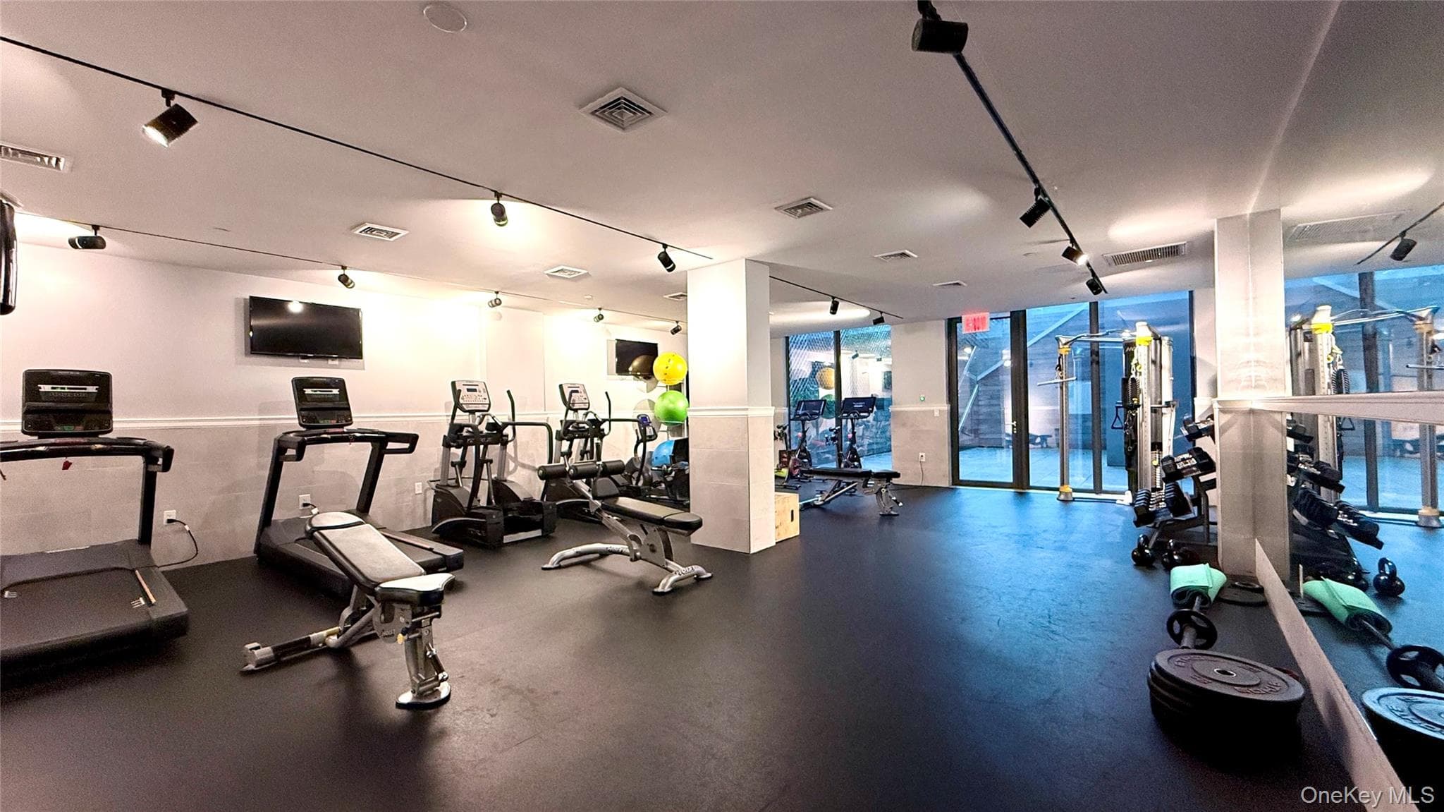 251 1st Street Unit: 4A thumbnail 21