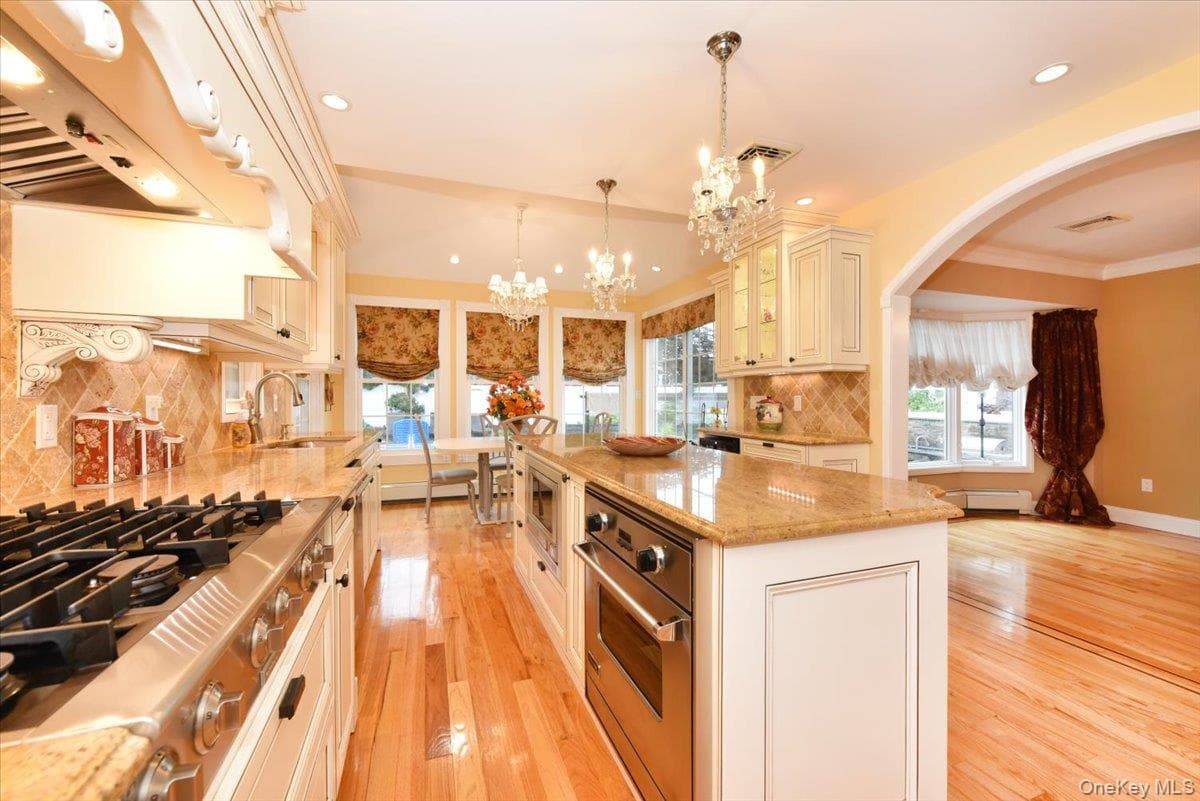 32 Lark Drive thumbnail 9