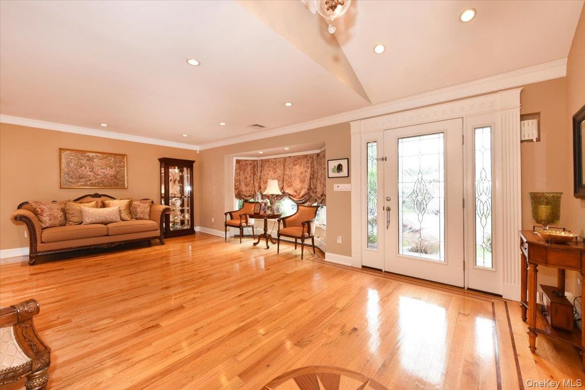 32 Lark Drive thumbnail 6