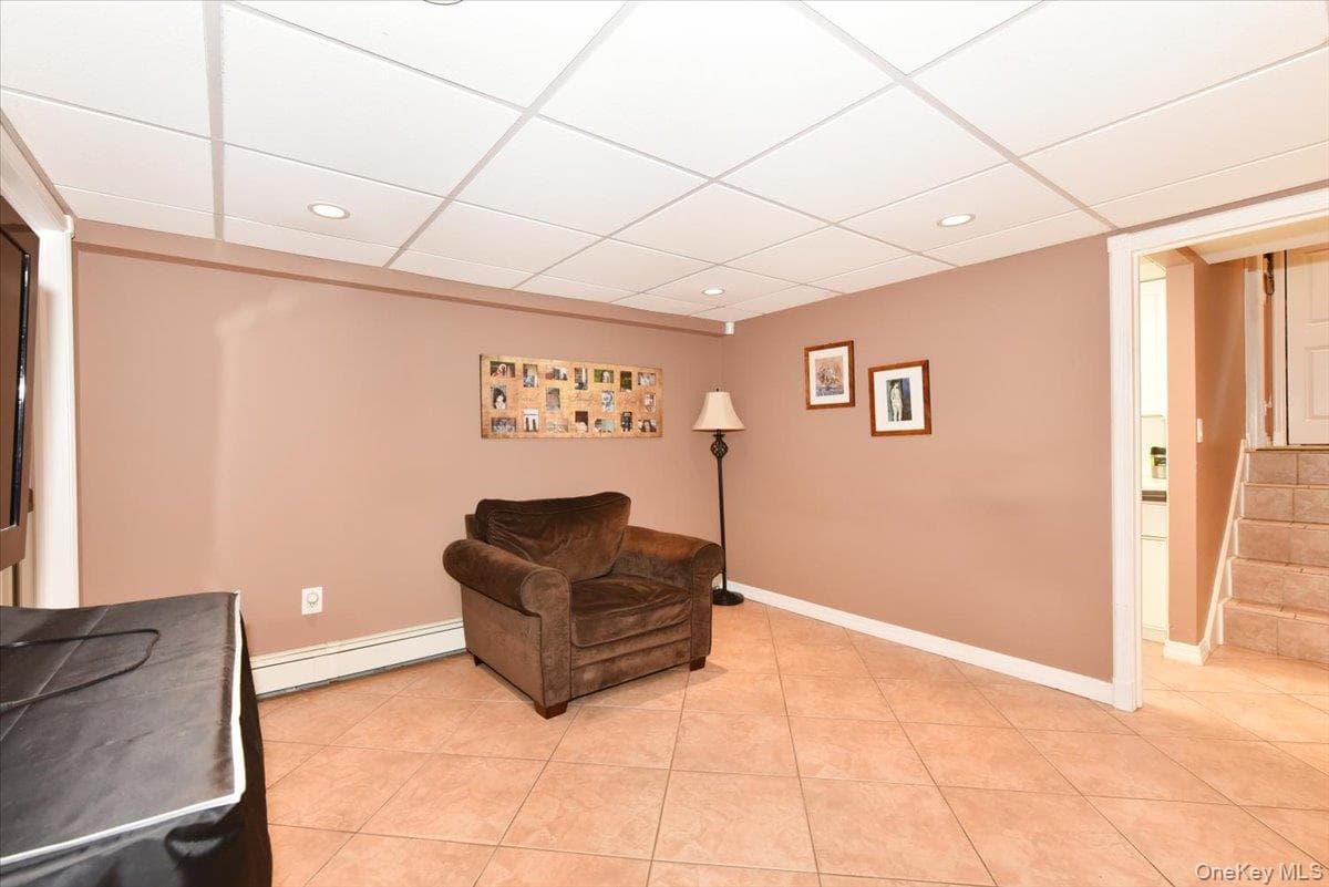 32 Lark Drive thumbnail 20