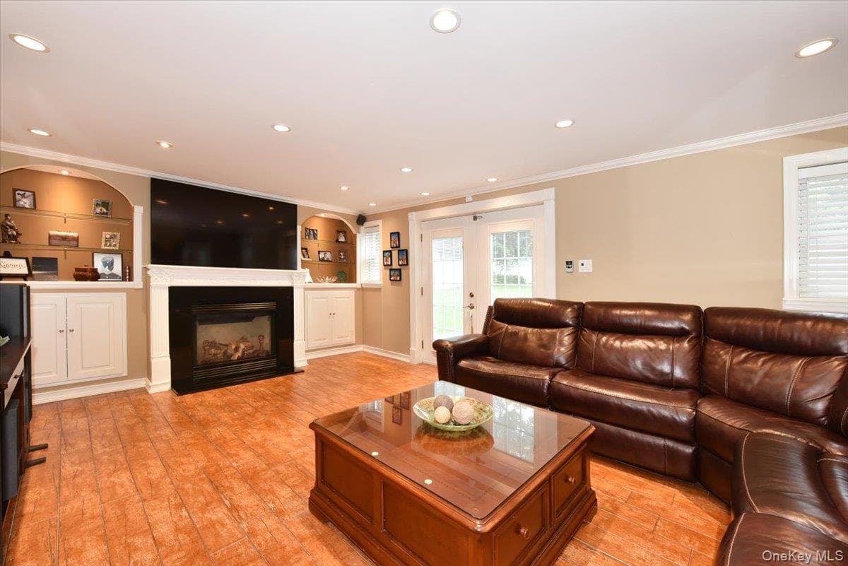 32 Lark Drive thumbnail 12