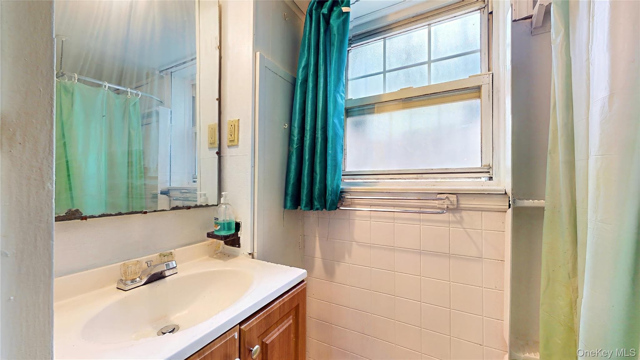 24-33 82nd Street thumbnail 27