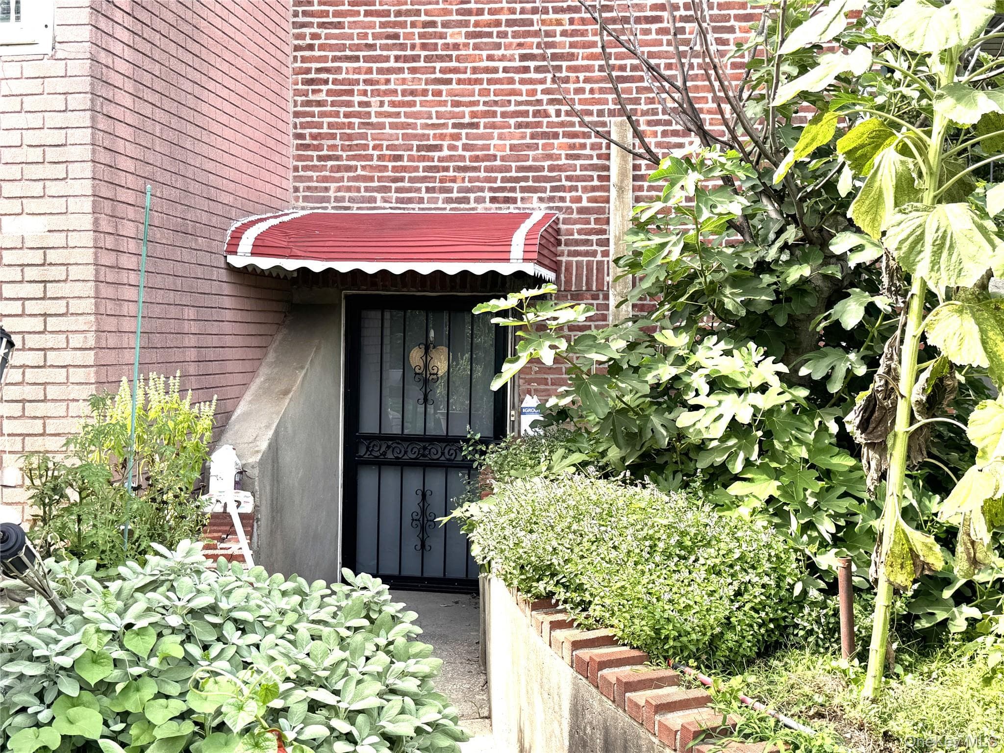 146-38 Bayside Avenue thumbnail 43