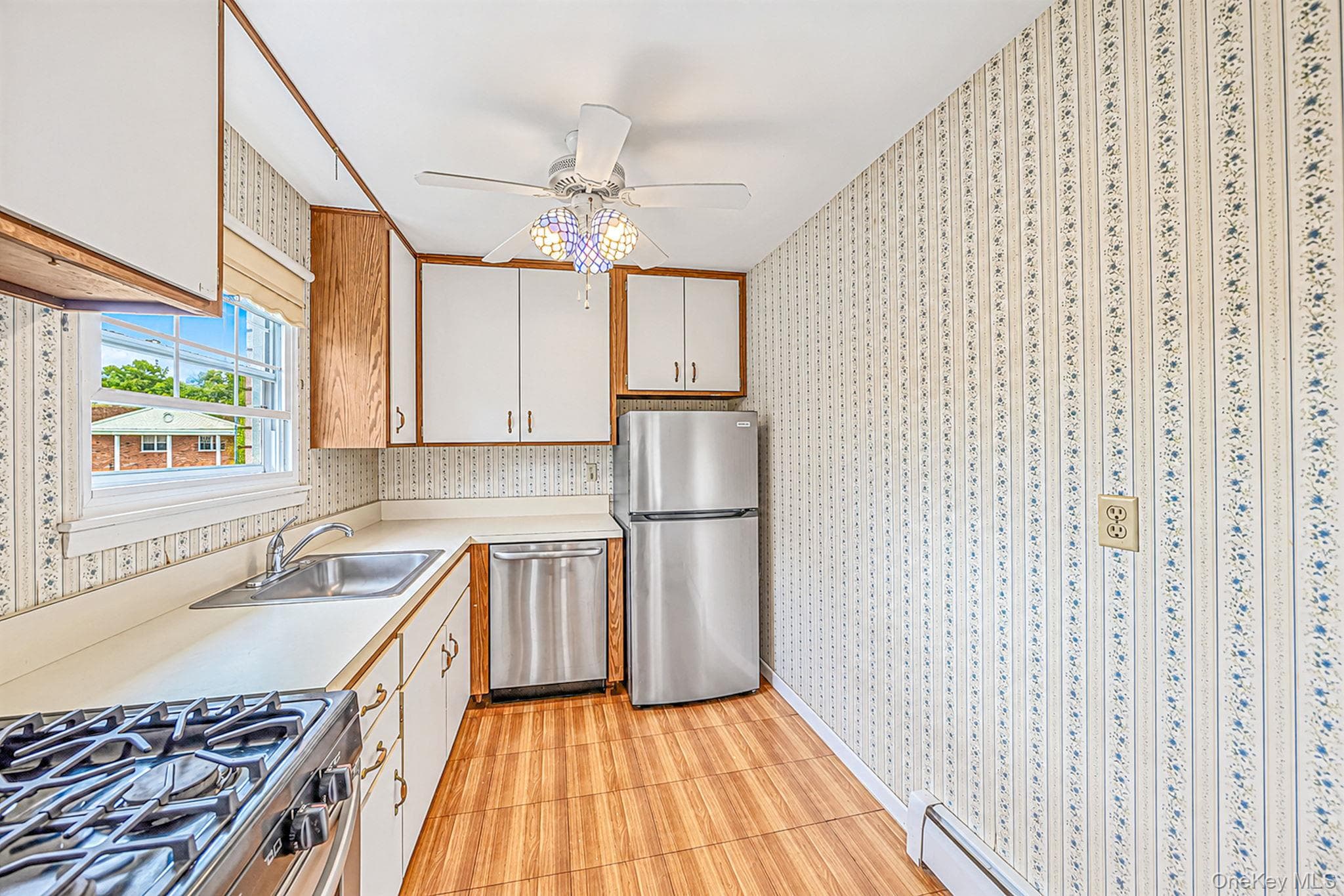 3221 Wilshire Lane LN Unit: 21E thumbnail 9