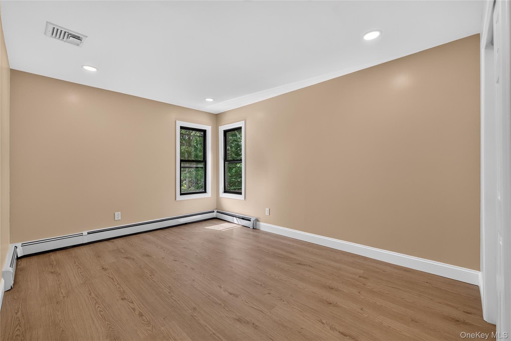96 Chestnut Street thumbnail 21