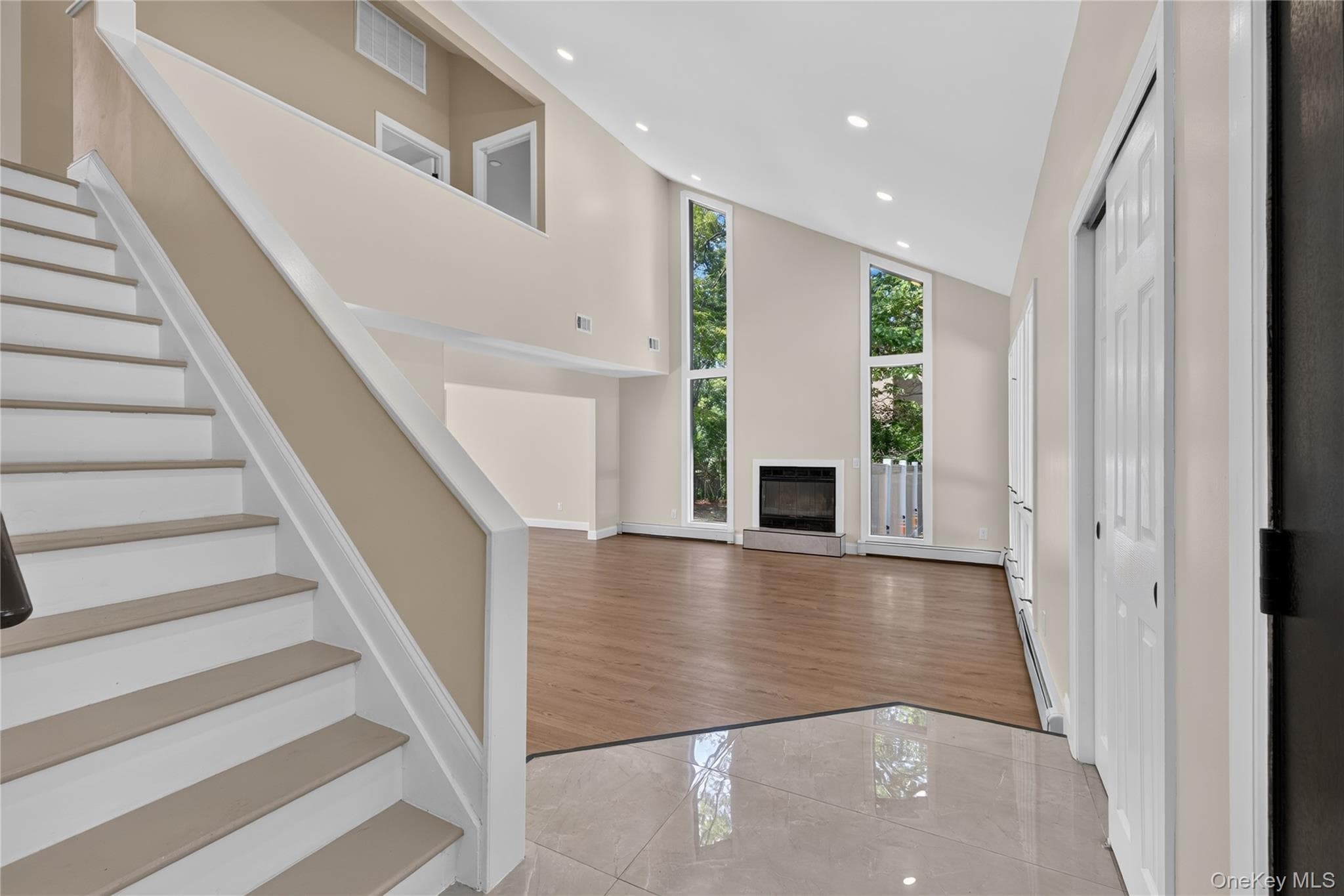 96 Chestnut Street thumbnail 3