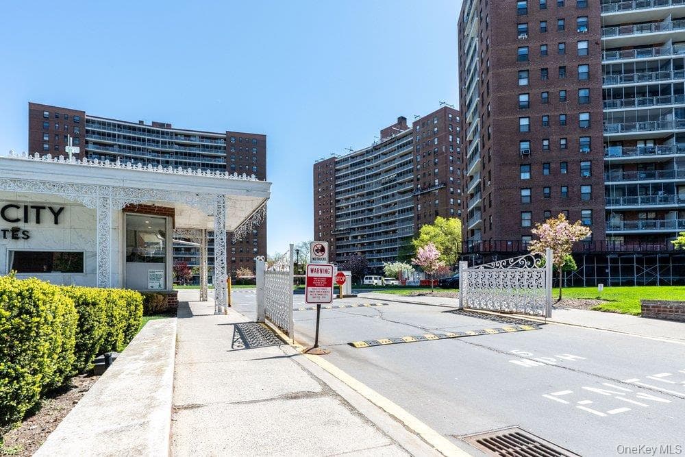61-45 98th Street Unit: 14K thumbnail 2