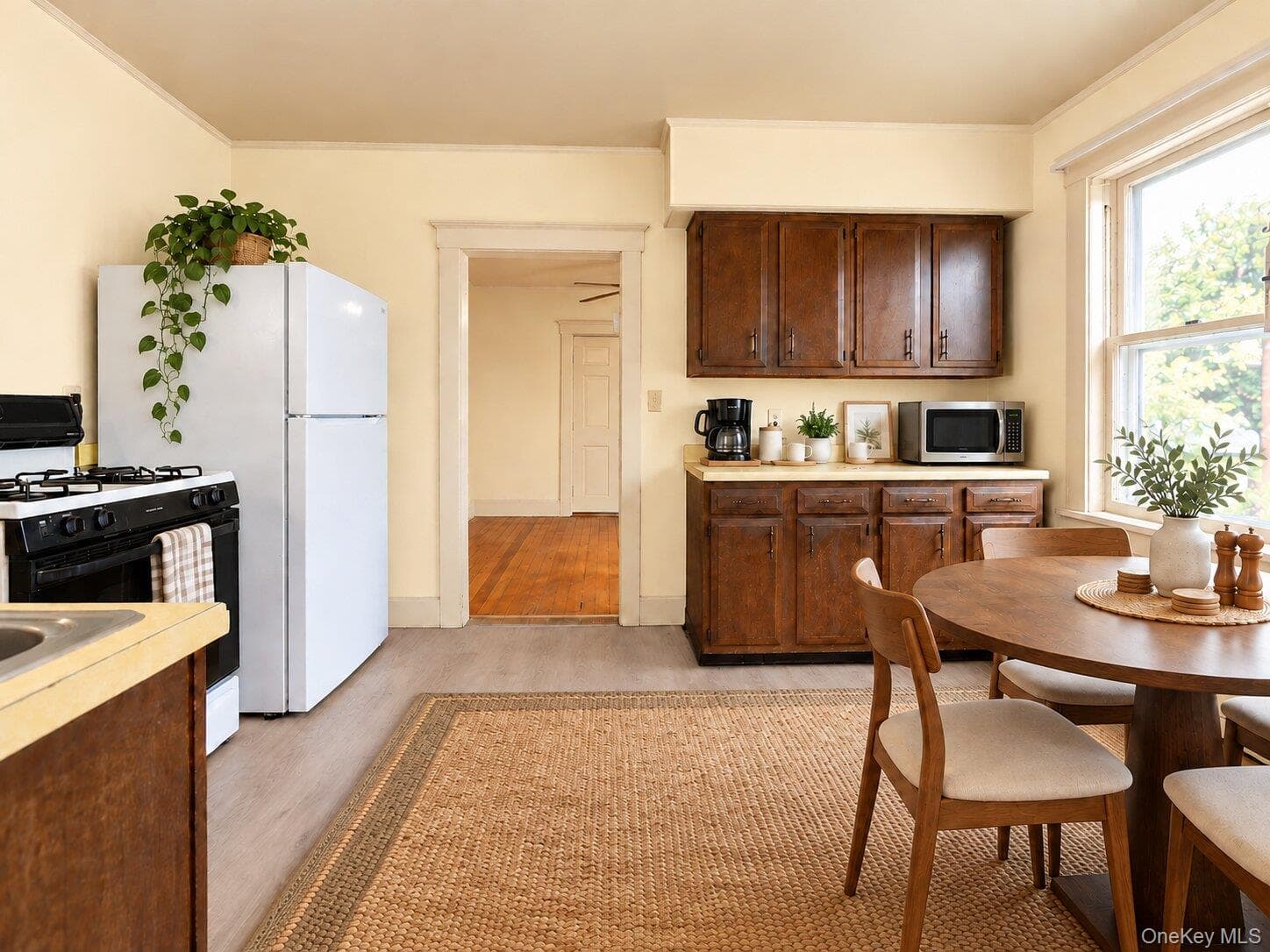 504 Tower Avenue thumbnail 28