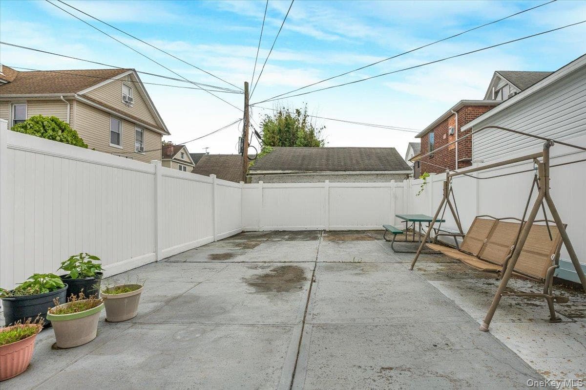 108-10 107th Avenue thumbnail 22