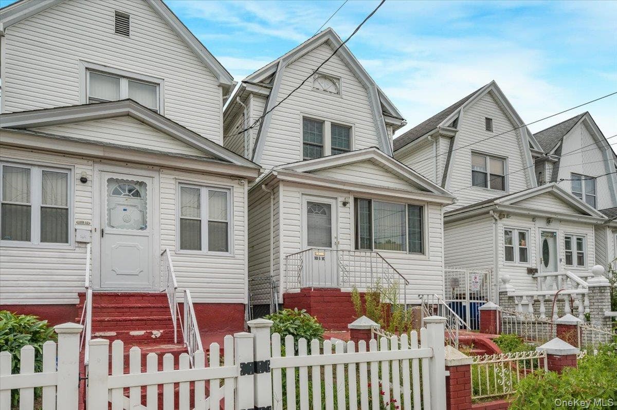 108-10 107th Avenue thumbnail 2