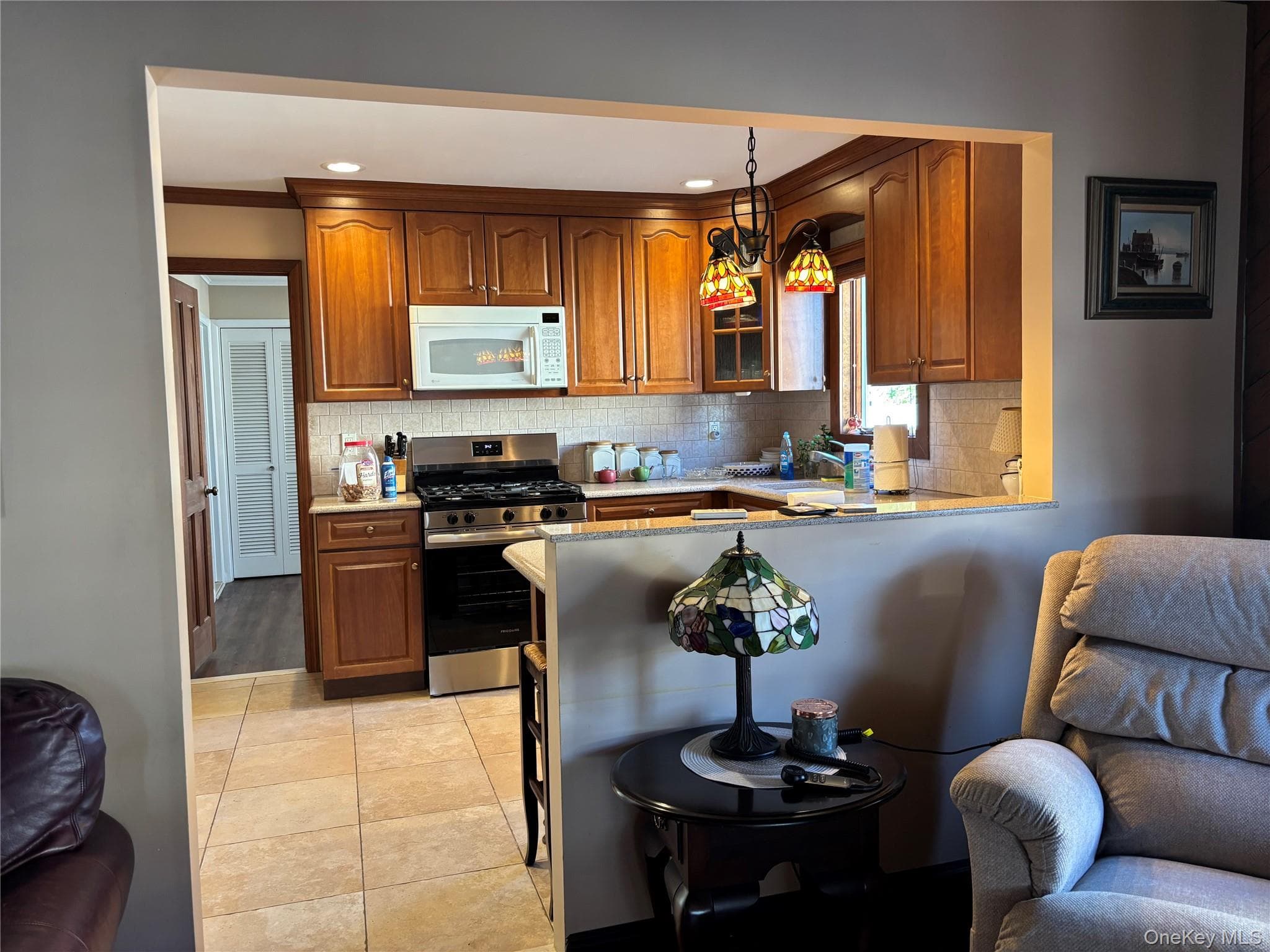 8 Walnut Place thumbnail 5